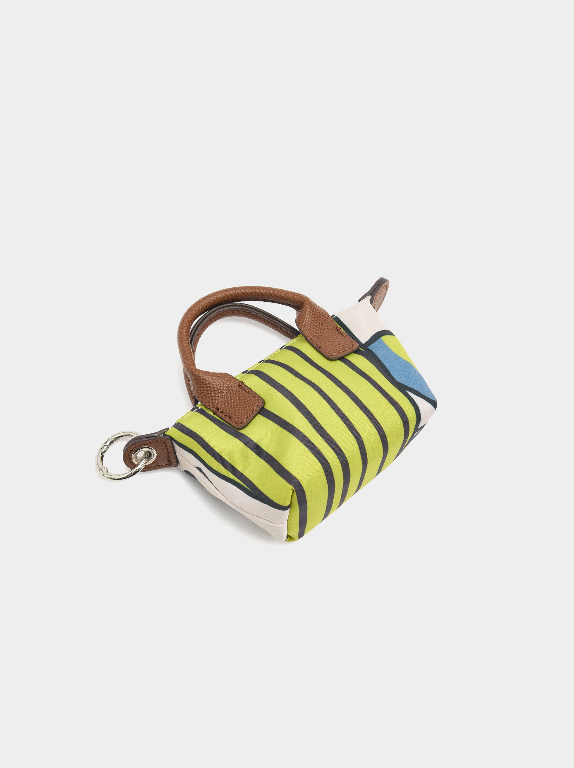 Bolso De Hombro De Nylon Con Pendiente