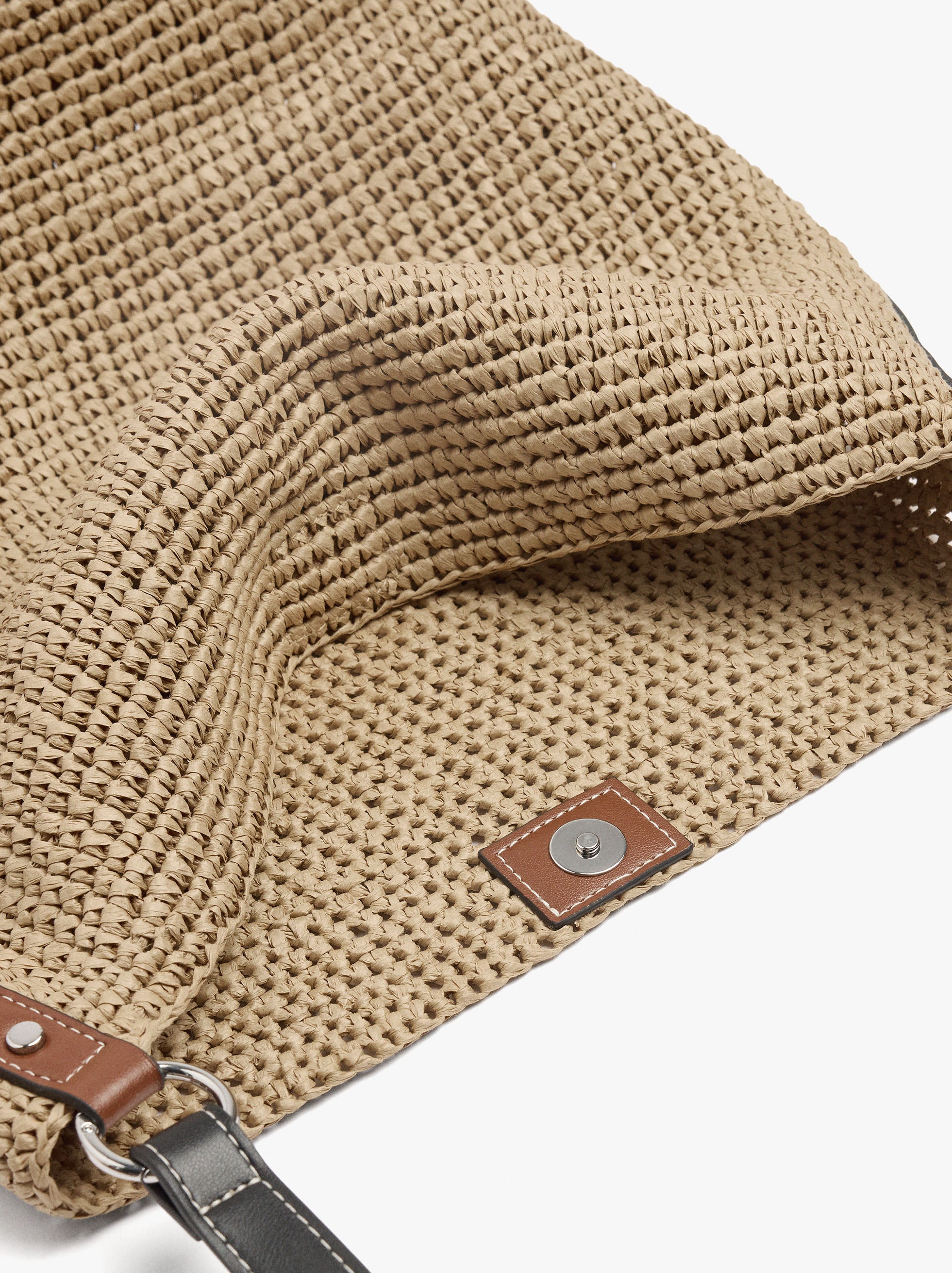 Bolso Bombonera Efecto Rafia Con Penduro L