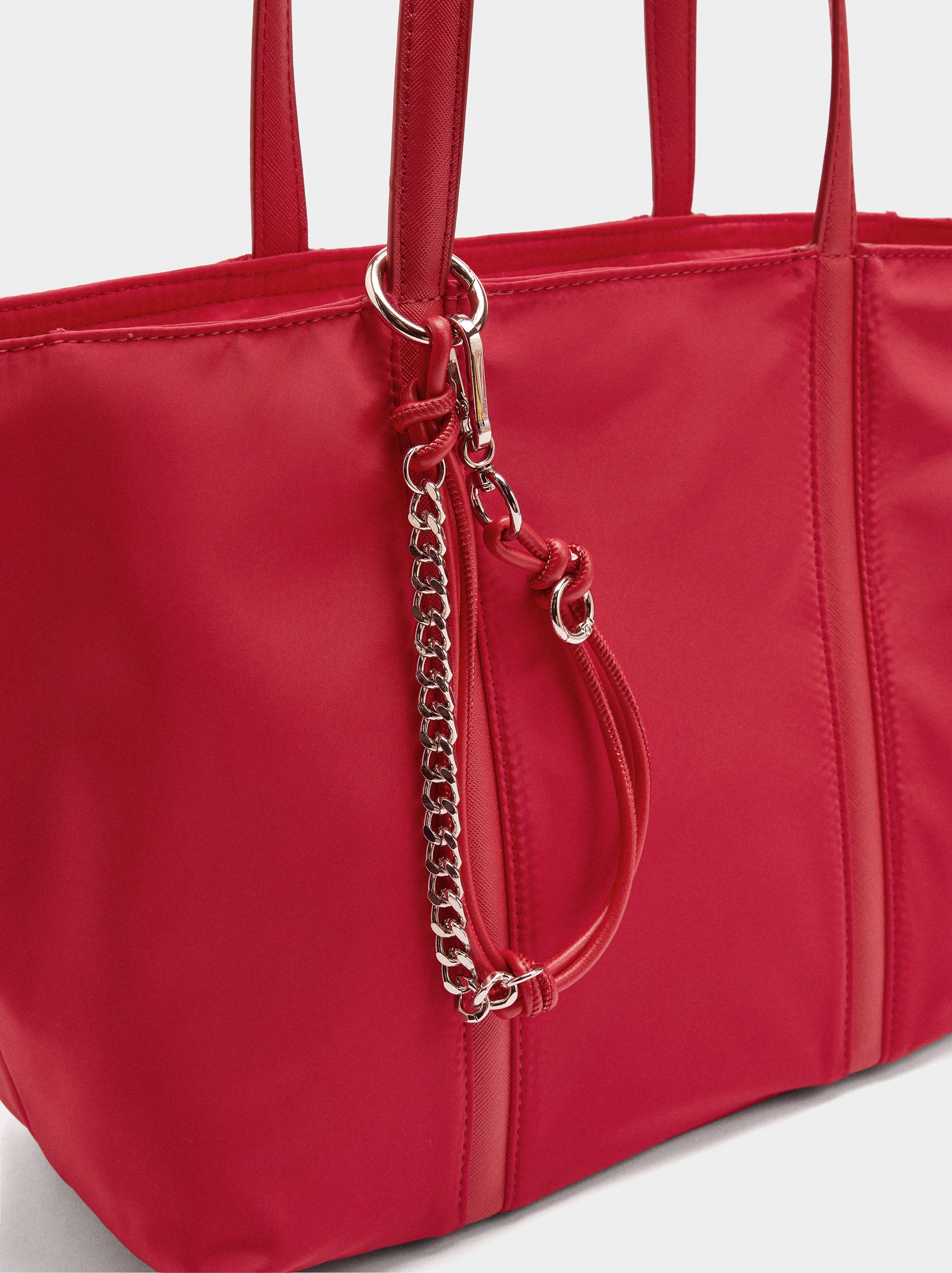 Bolso Shopper De Nylon Con Colgante