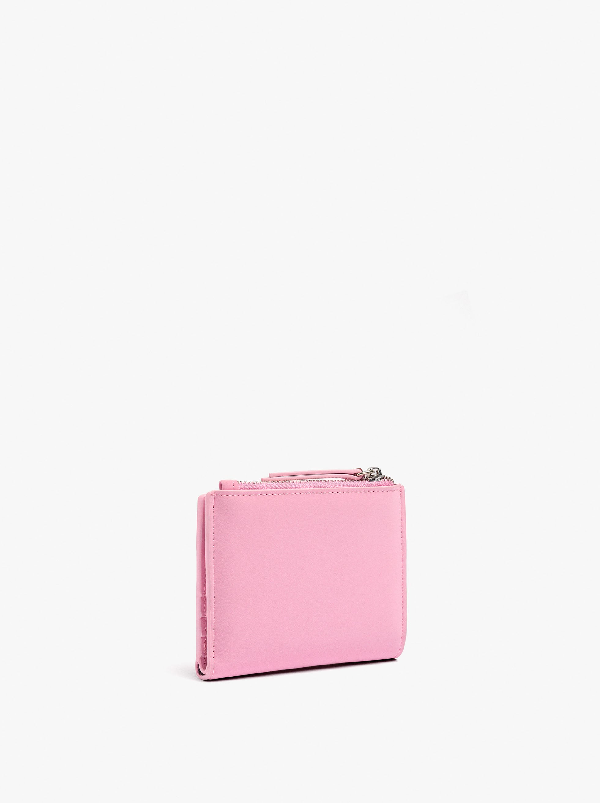 Cartera Con Textura Suave
