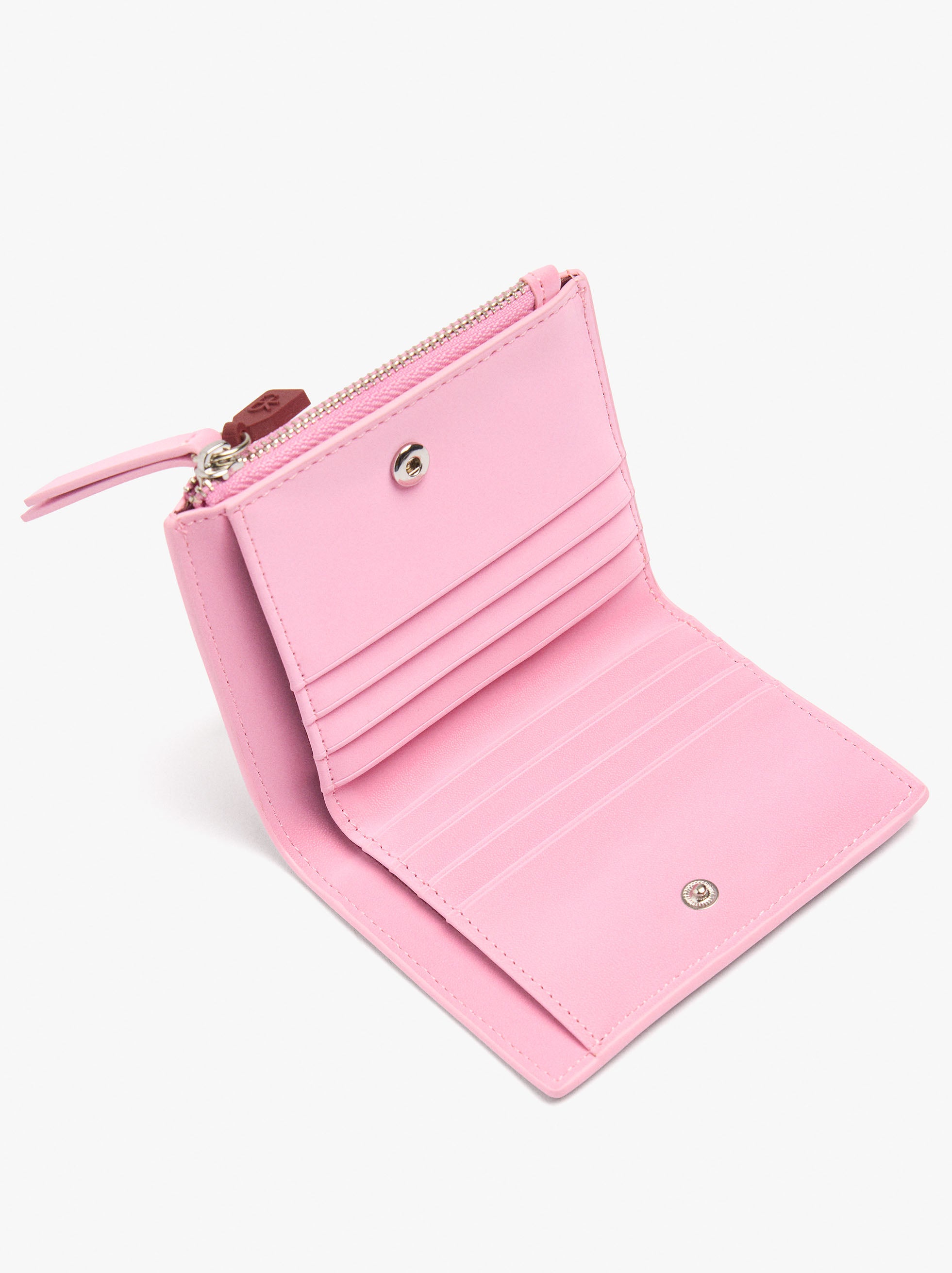 Cartera Con Textura Suave