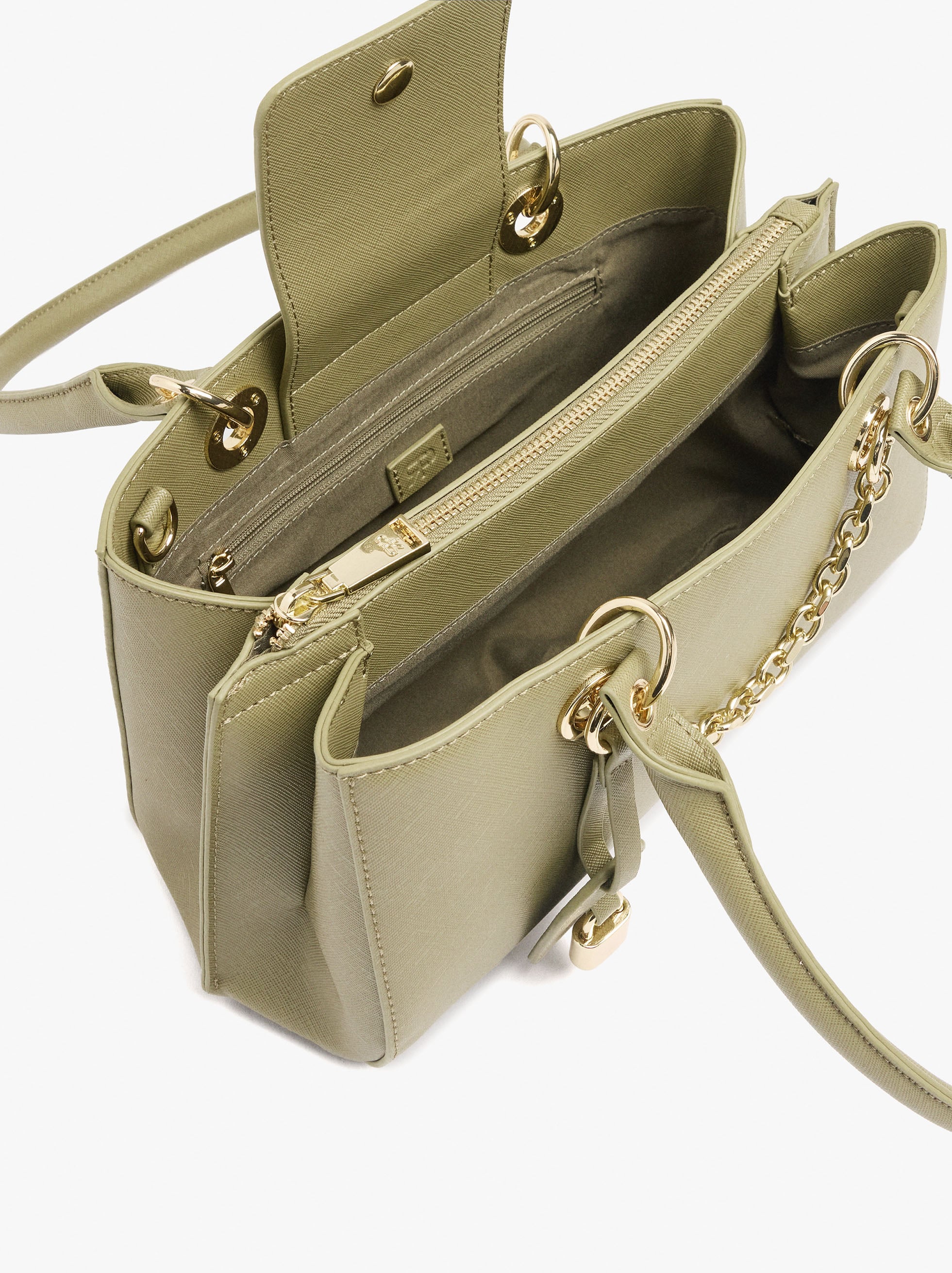 Bolso De Hombro Con Textura Y Colgante