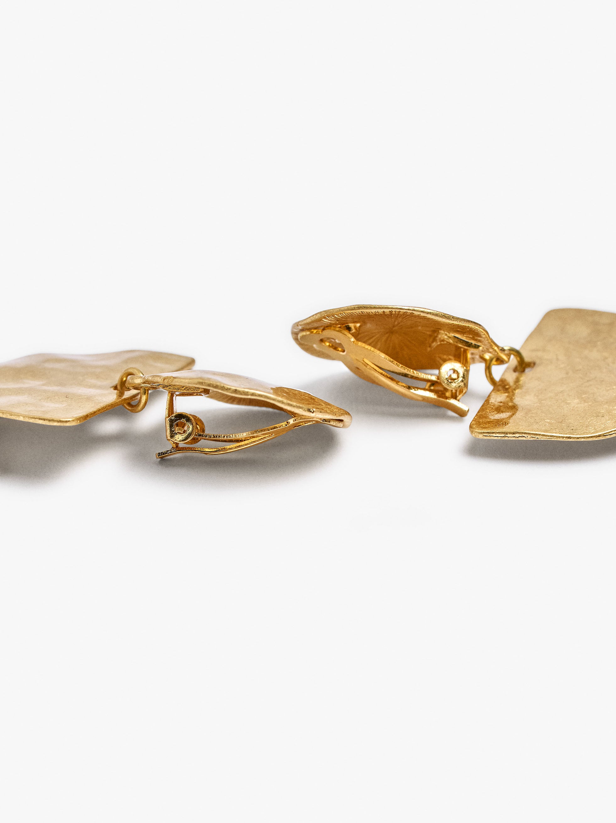 Pendientes Maxi Con Forma Ovalada Largos