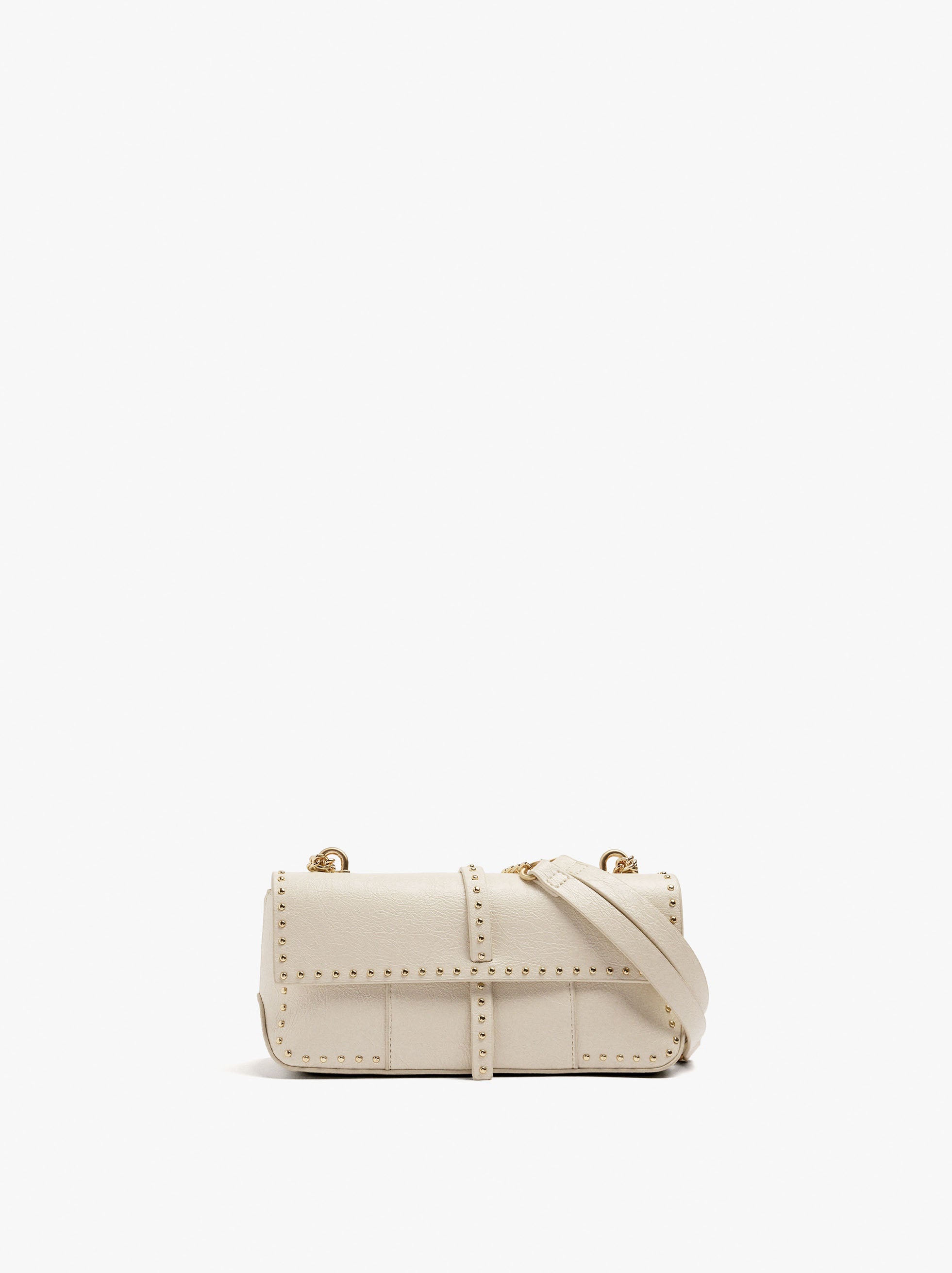 Bolso De Hombro Con Solapa Y Tachuelas
