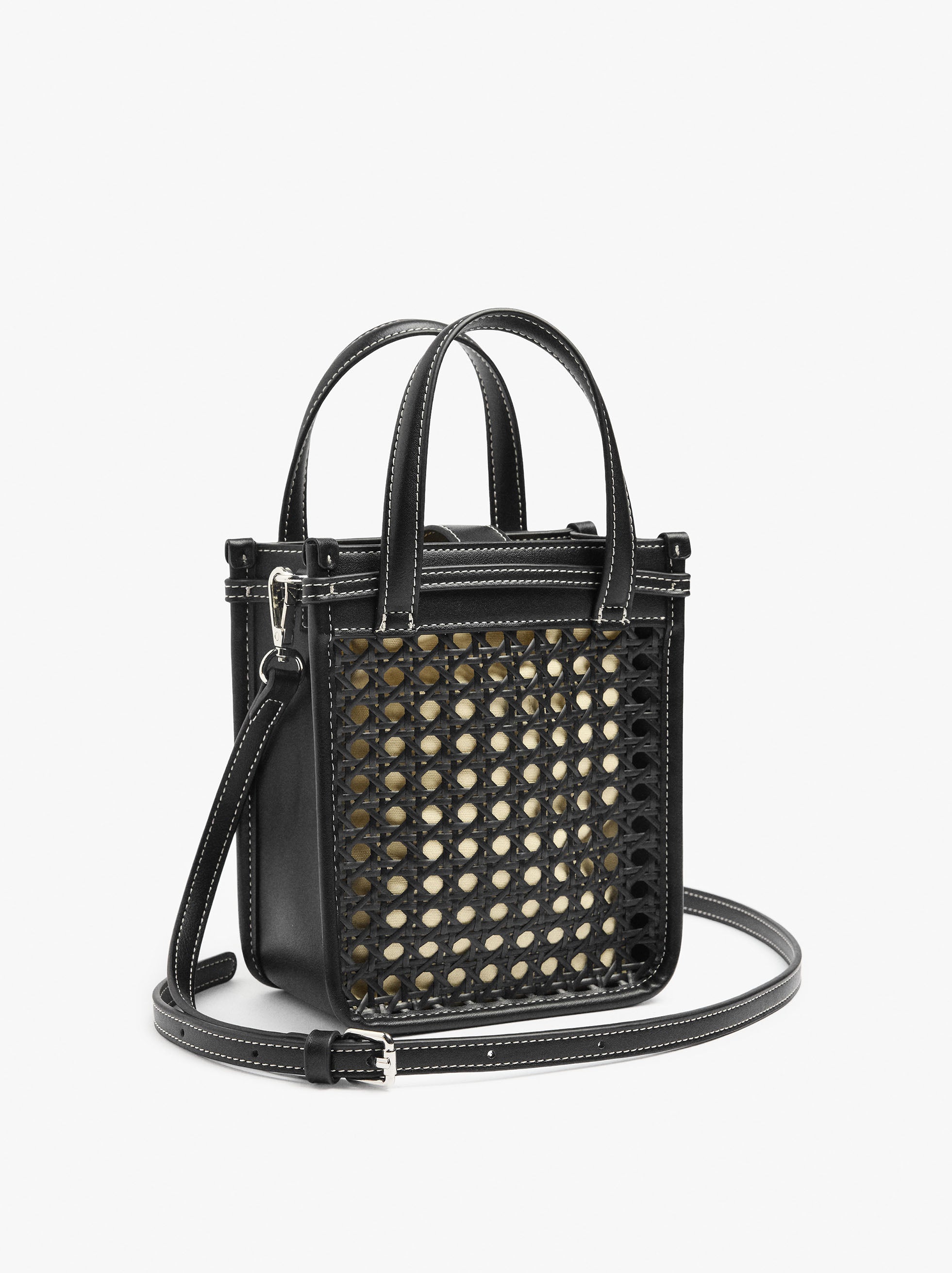Bolso De Mano Con Rattan Y Bandolera