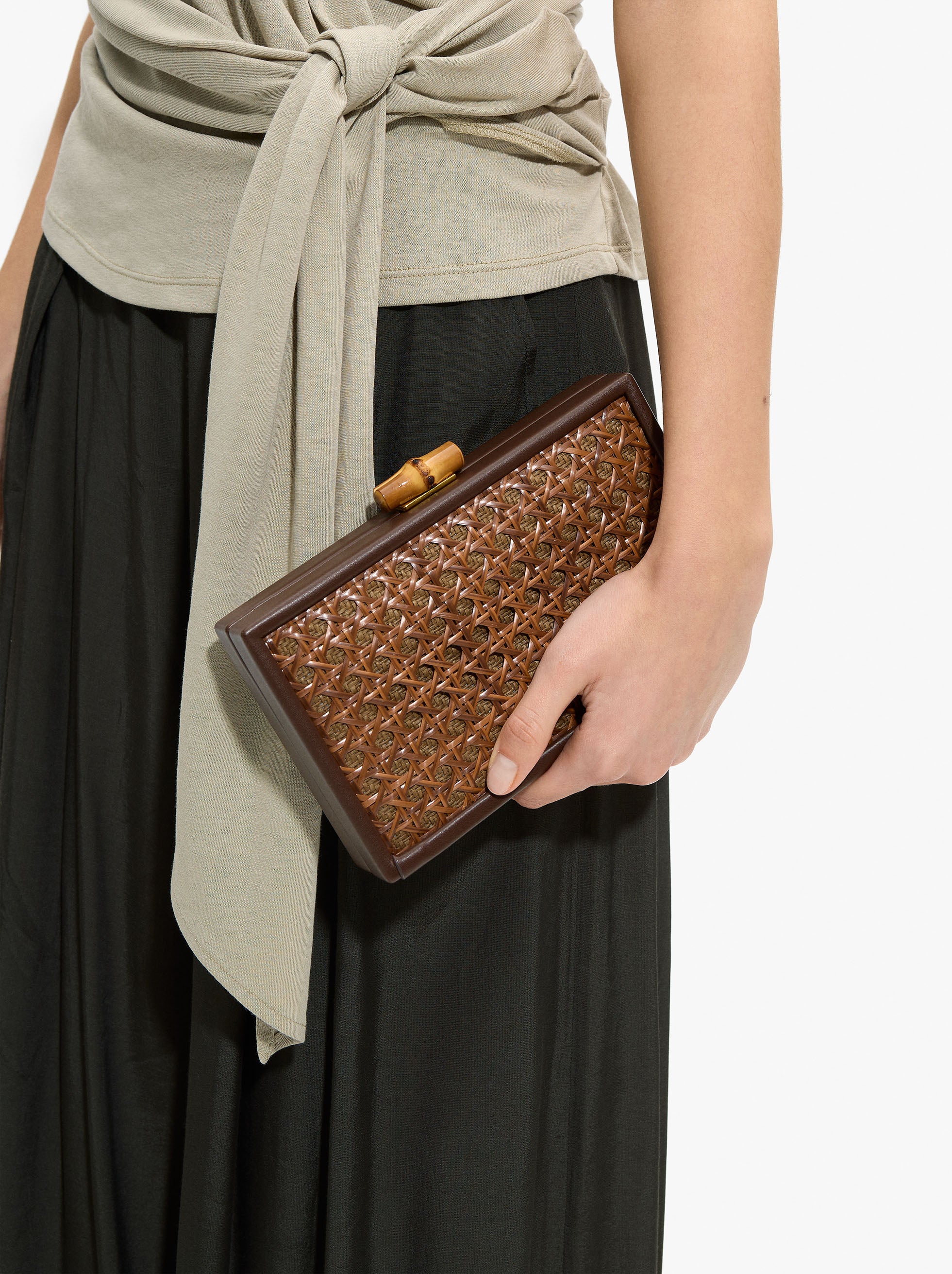Clutch De Fiesta Rectangular Con Rattan