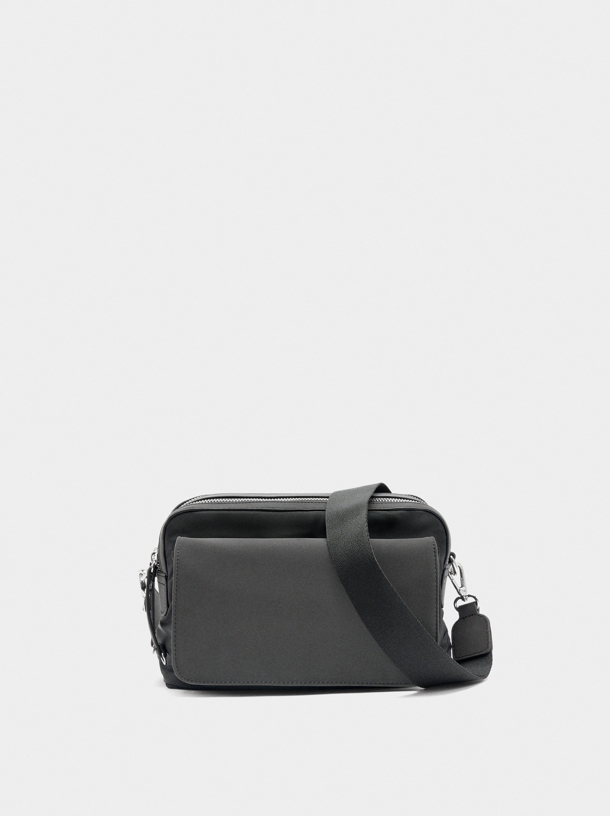 Bolso Bandolera De Nylon Con Solapa