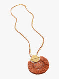 Collar Largo Con Colgante De Rafia