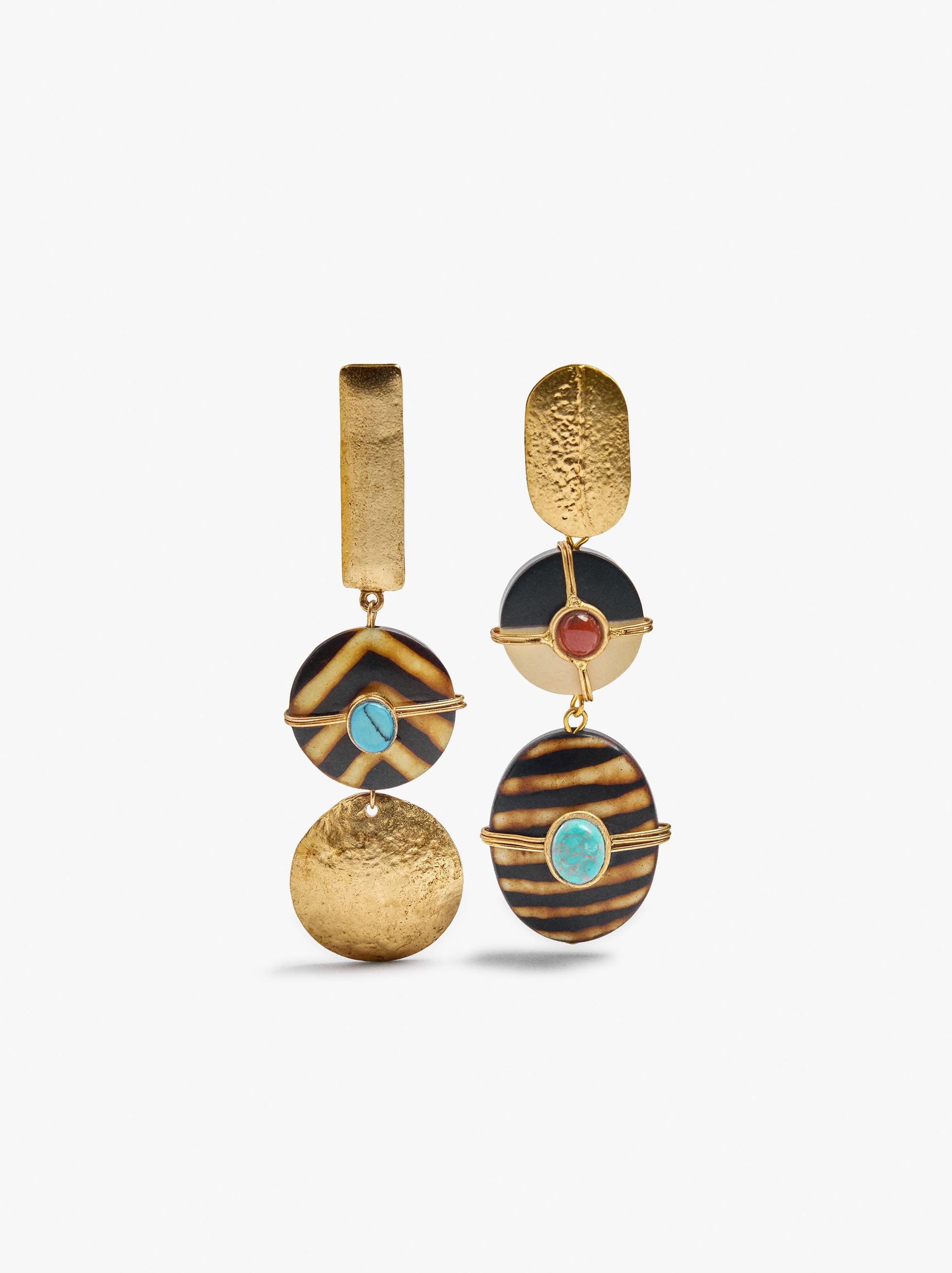 Pendientes Maxi Asimétricos Con Piedra