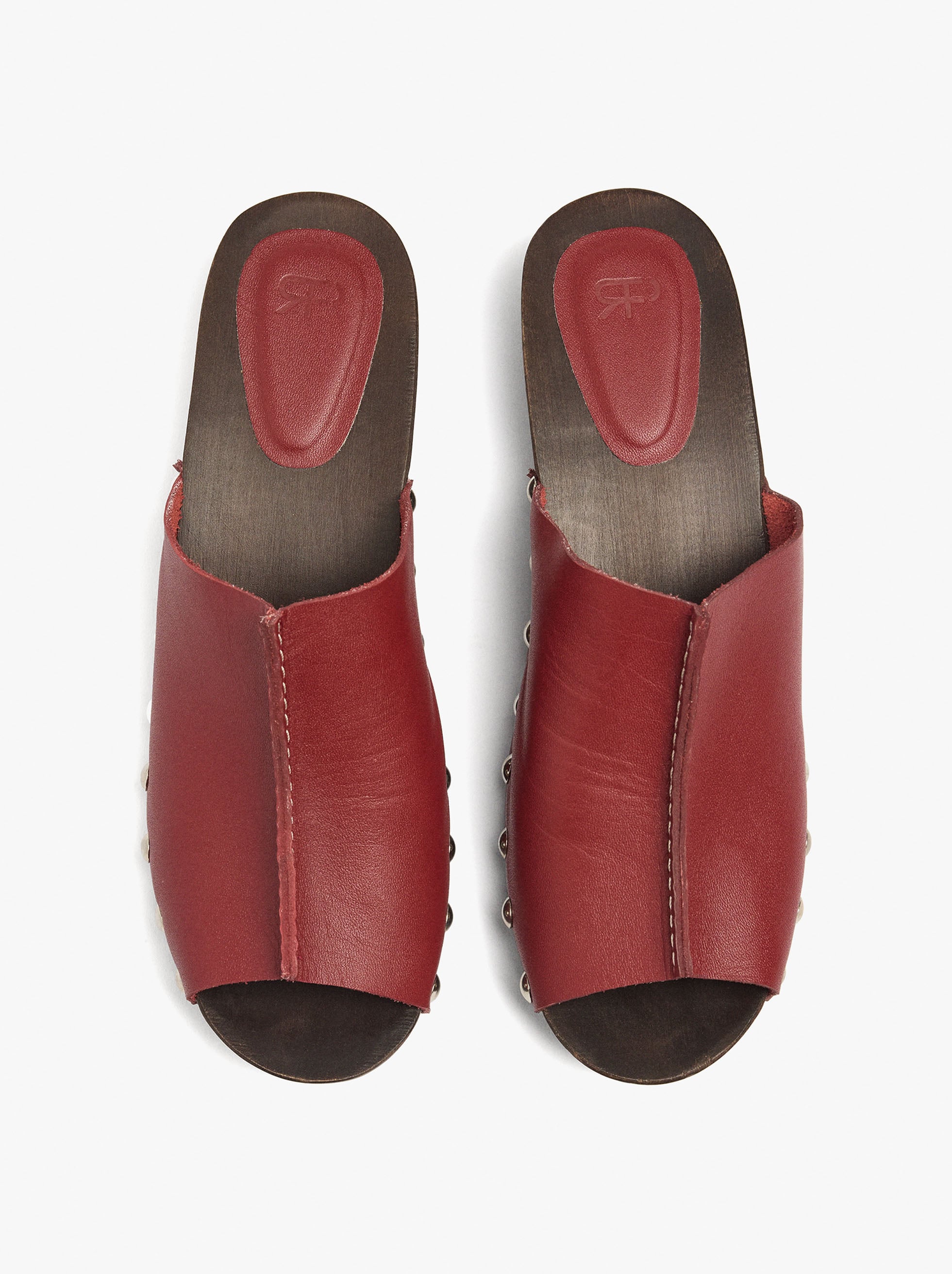Sandalias Tipo Zueco De Piel Con Tachuelas