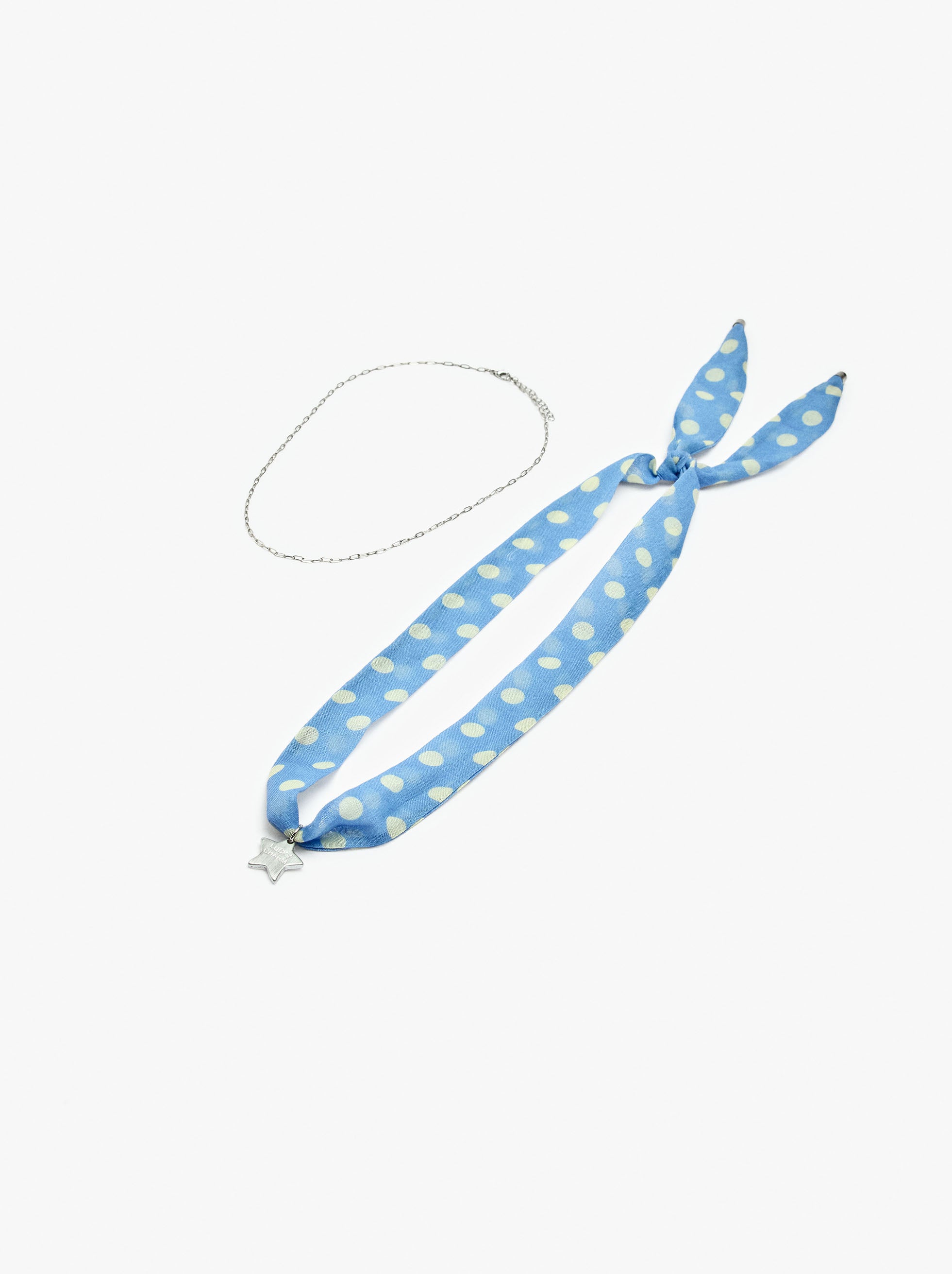 Collar De Tela Con Charm Estrella