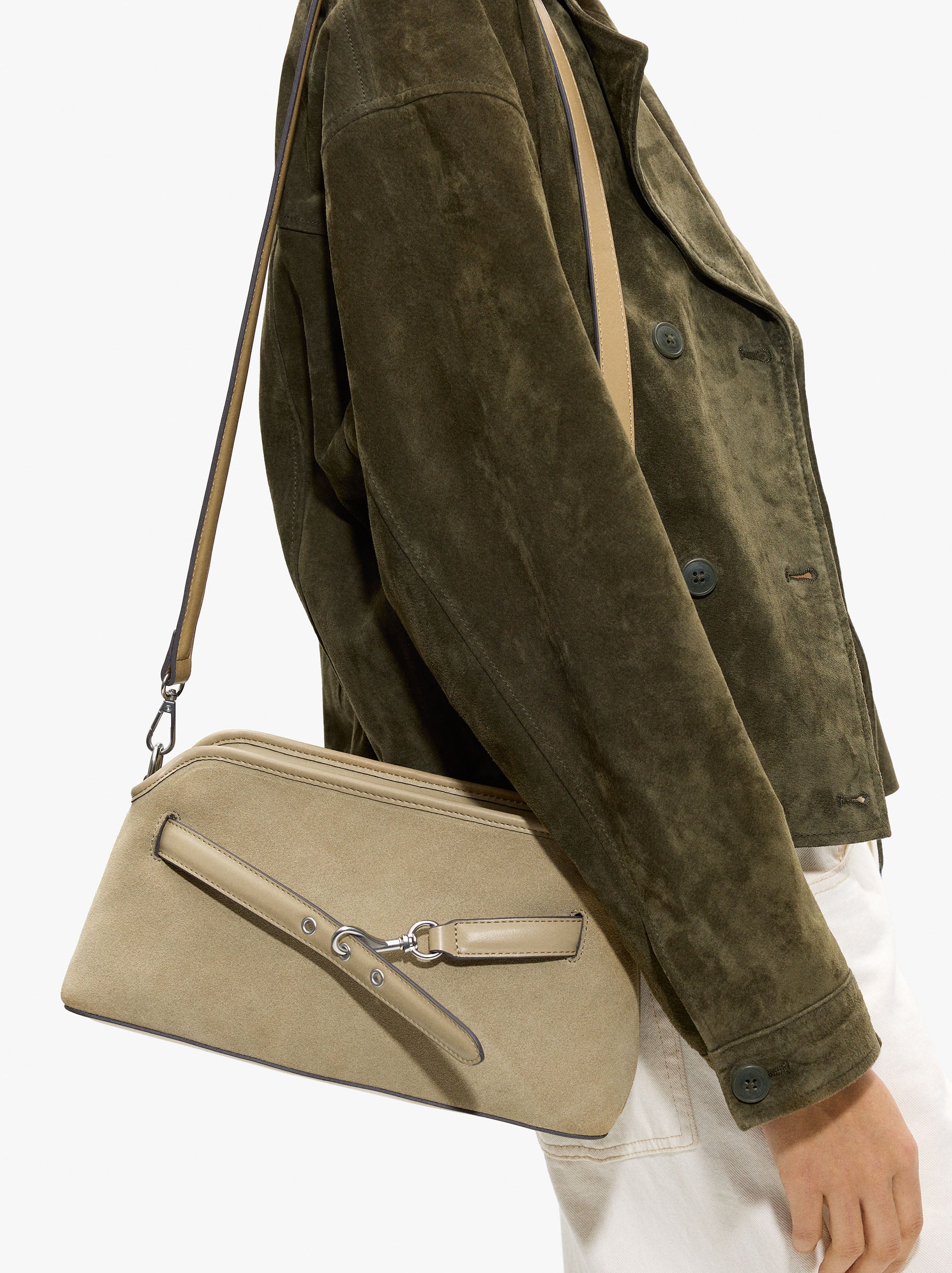 Bolso Bandolera Detalles De Piel Con Cinturón