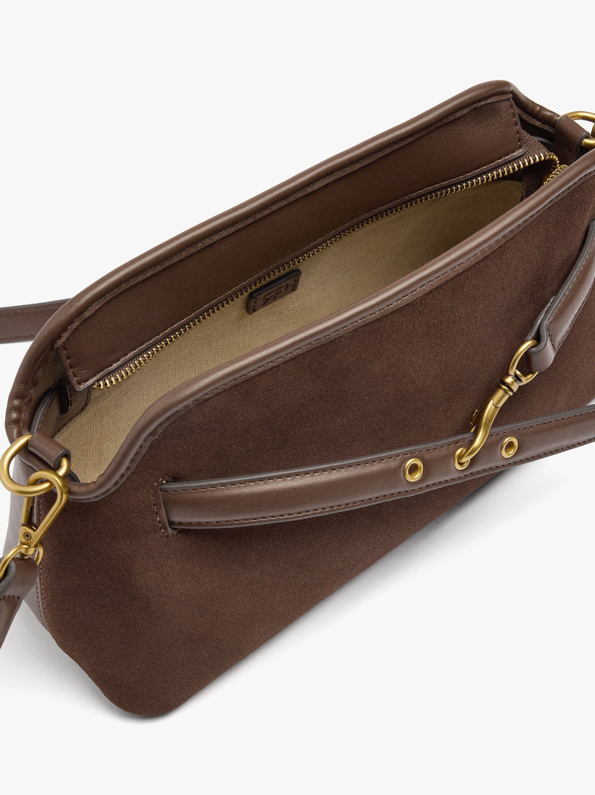 Bolso Bandolera Detalles De Piel Con Cinturón