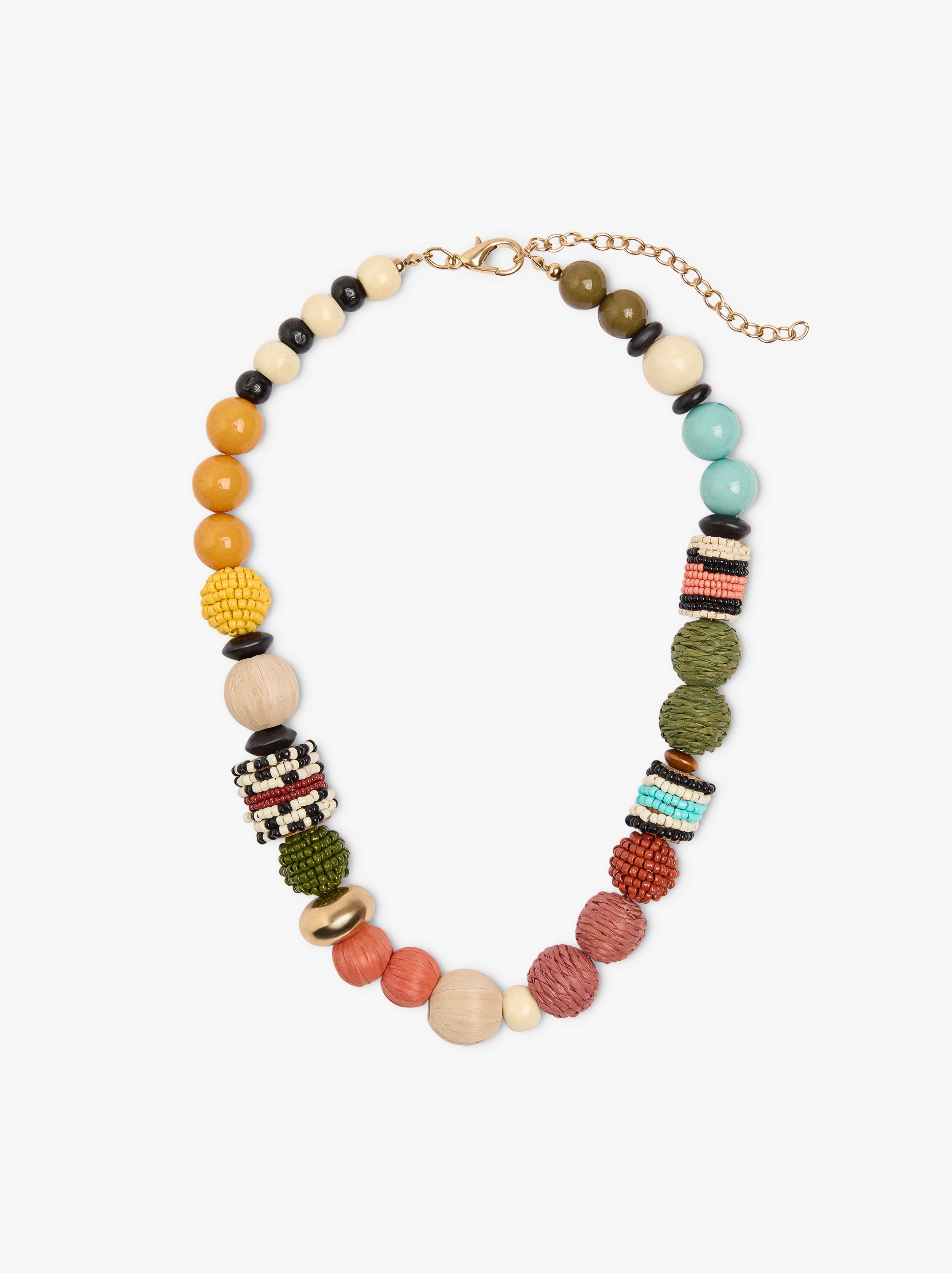 Collar Multicolor Con Cuentas De Rafia Y Madera