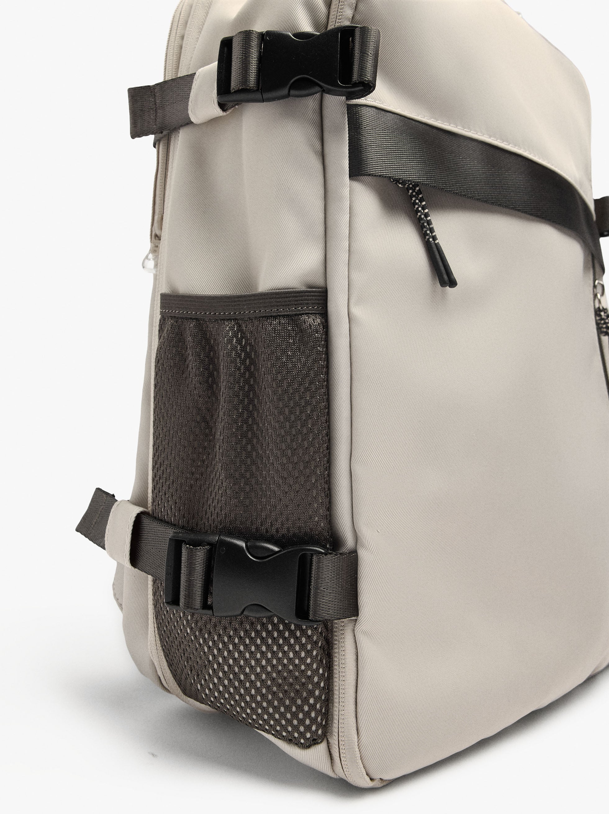 Mochila De Cabina Nylon Extensible Con Porta-Botella