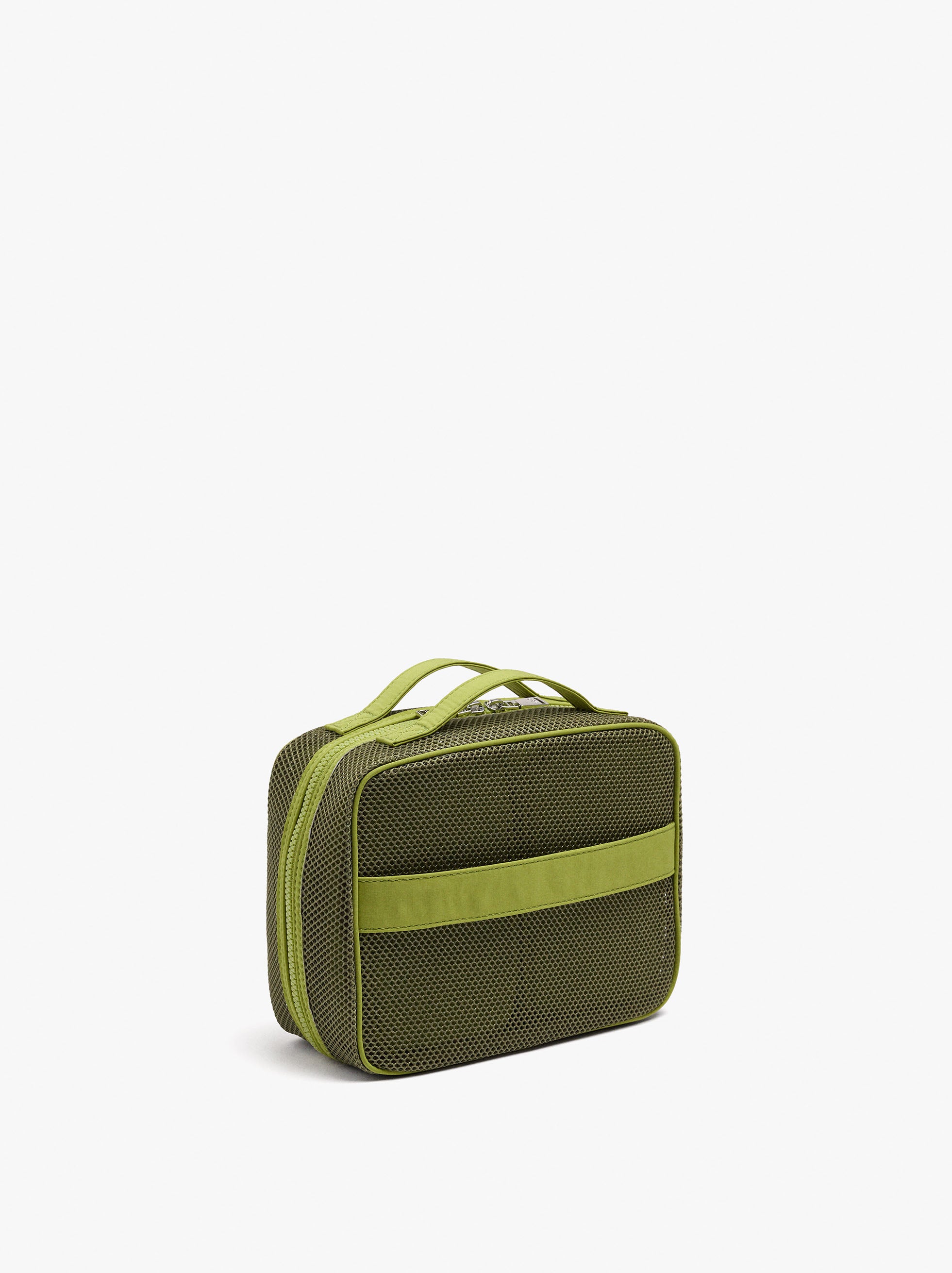 Neceser De Rejilla Con Estuches