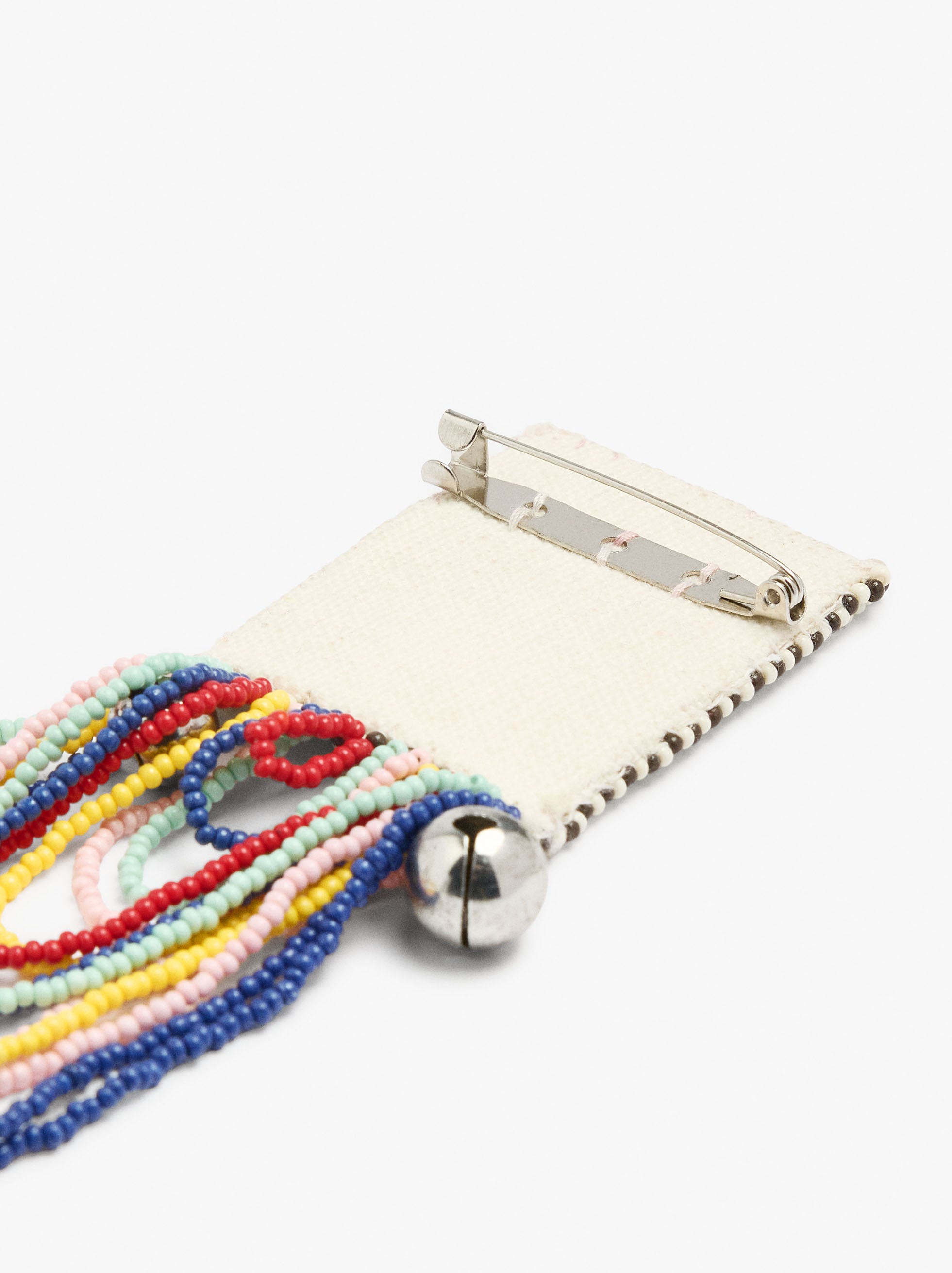 Alfiler Vertical Con Abalorios Y Cascabeles