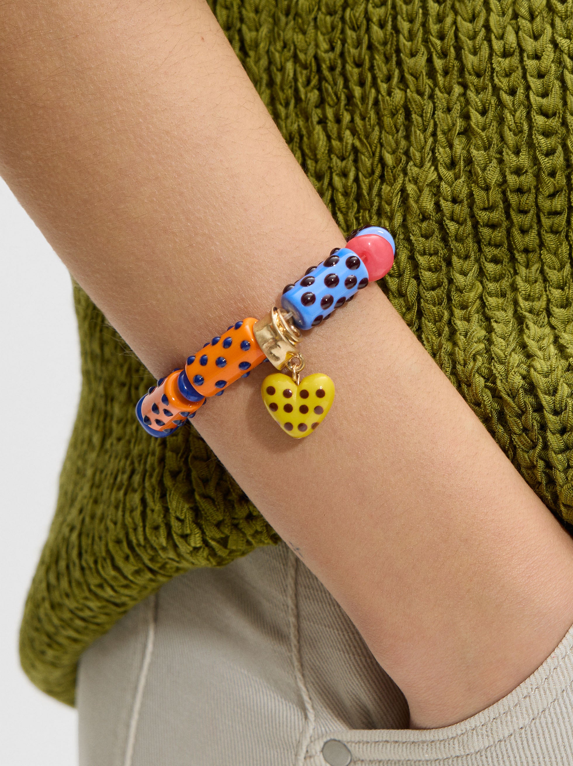 Pulsera Multicolor Con Esmalte Y Corazón