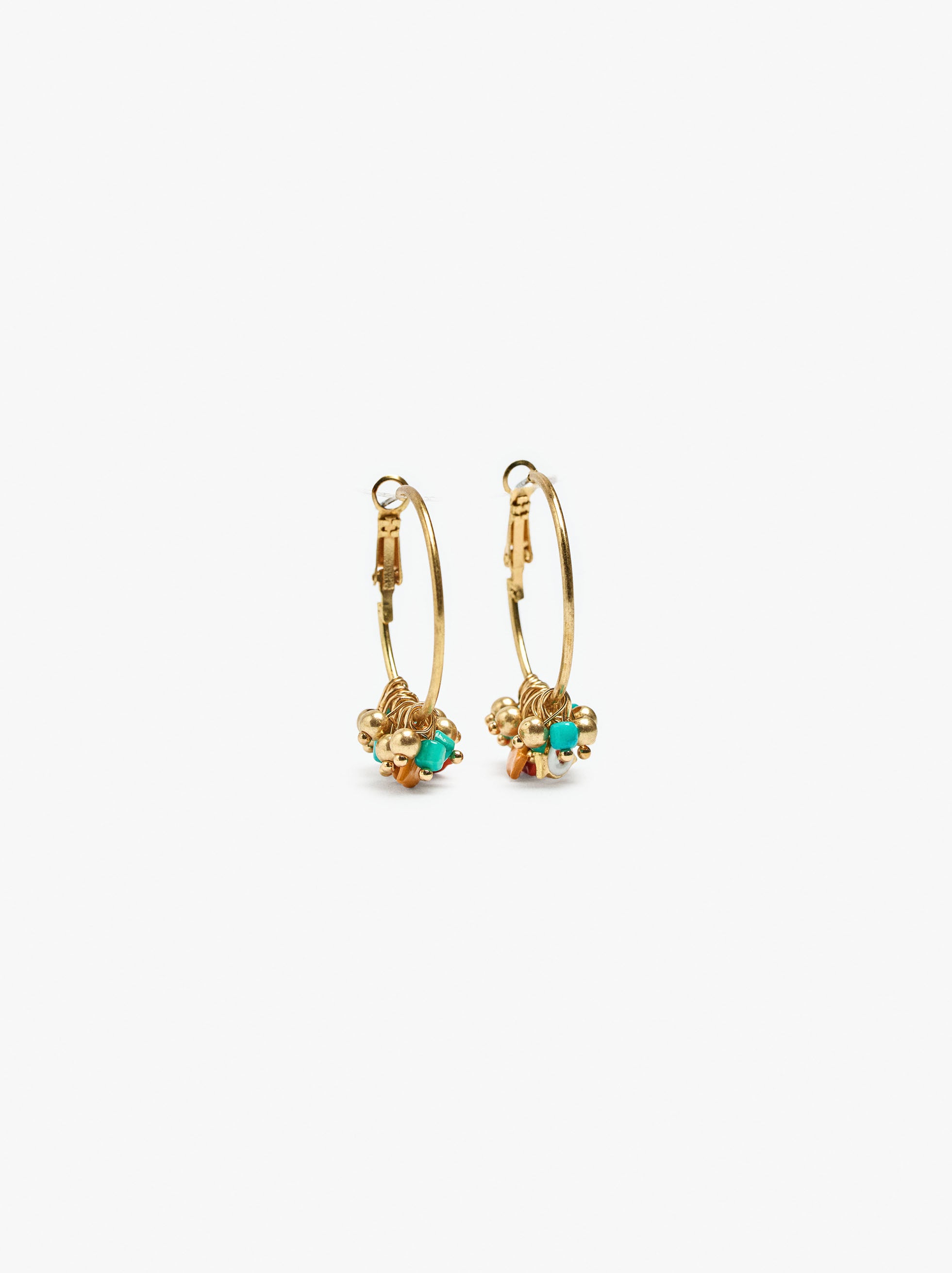 Pendientes Con Cuentas Y Peces