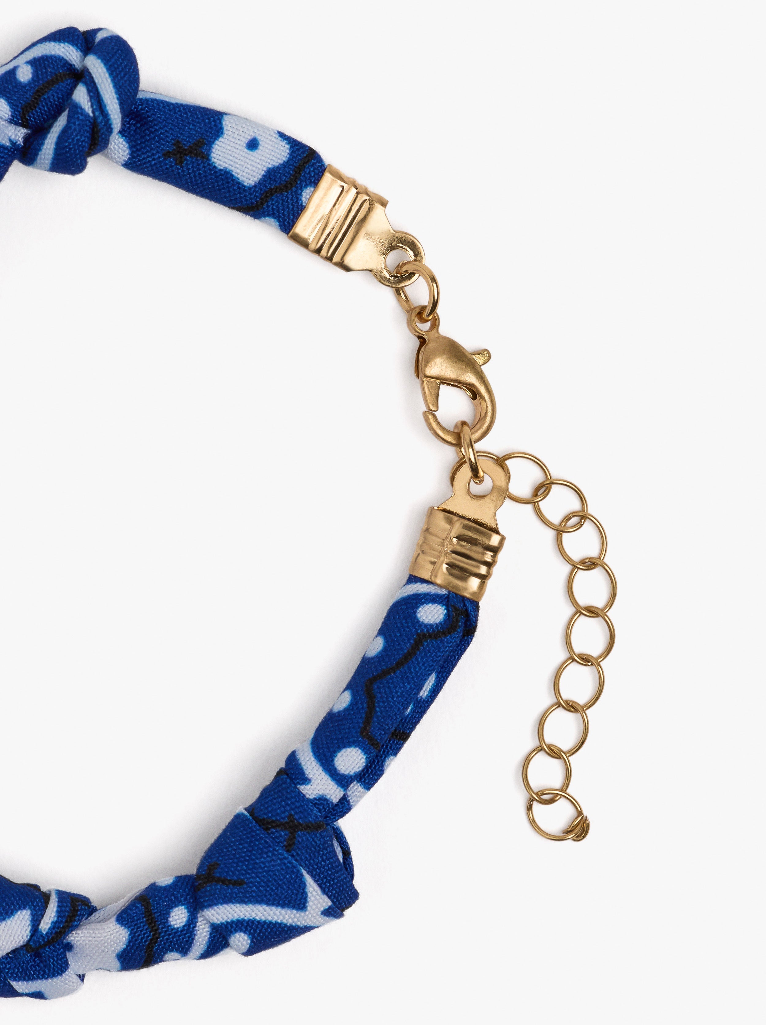 Pulsera De Tela Con Charms Marinos