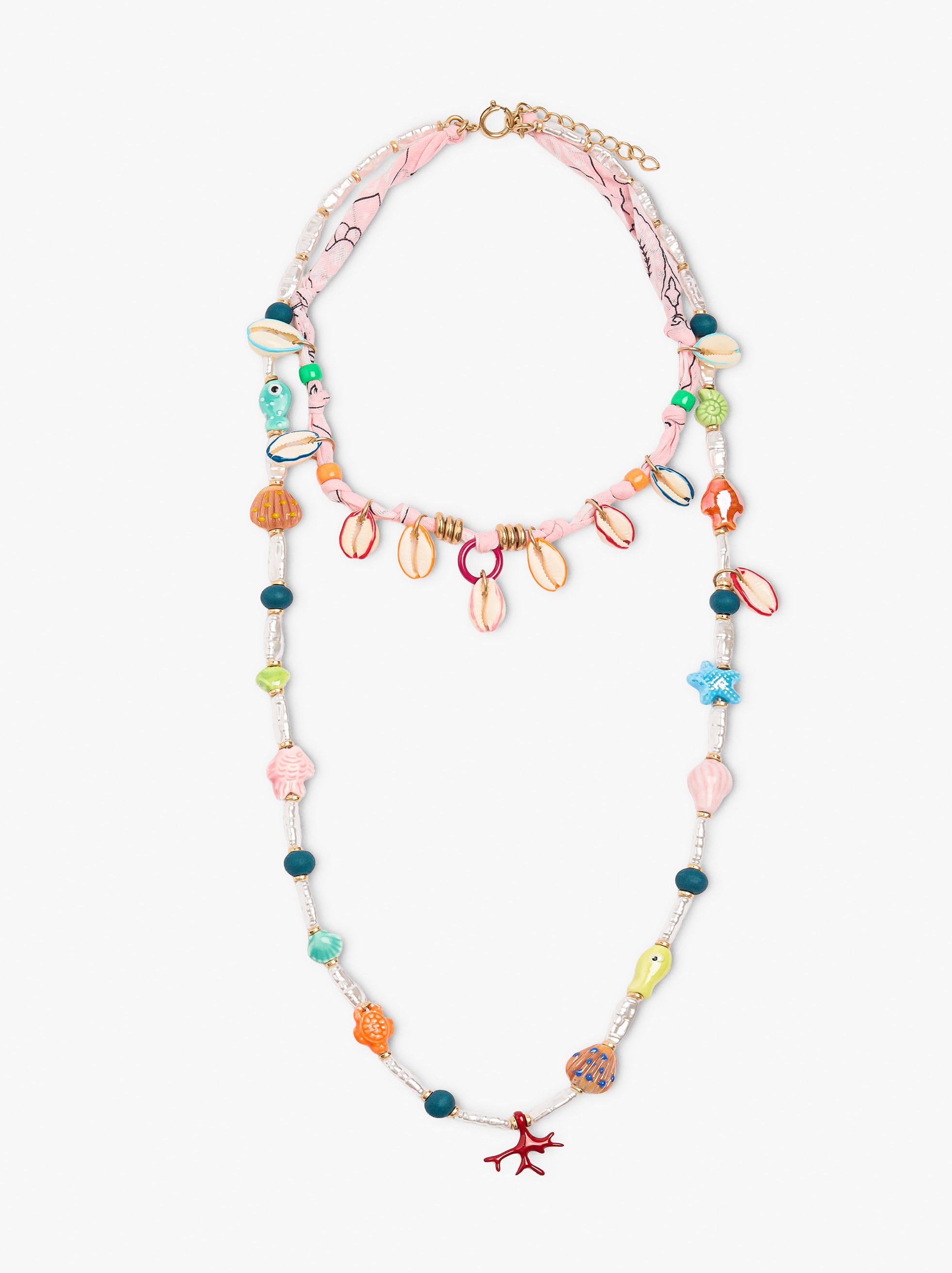 Multicollar De Tela Con Charms De Cerámica Y Conchas