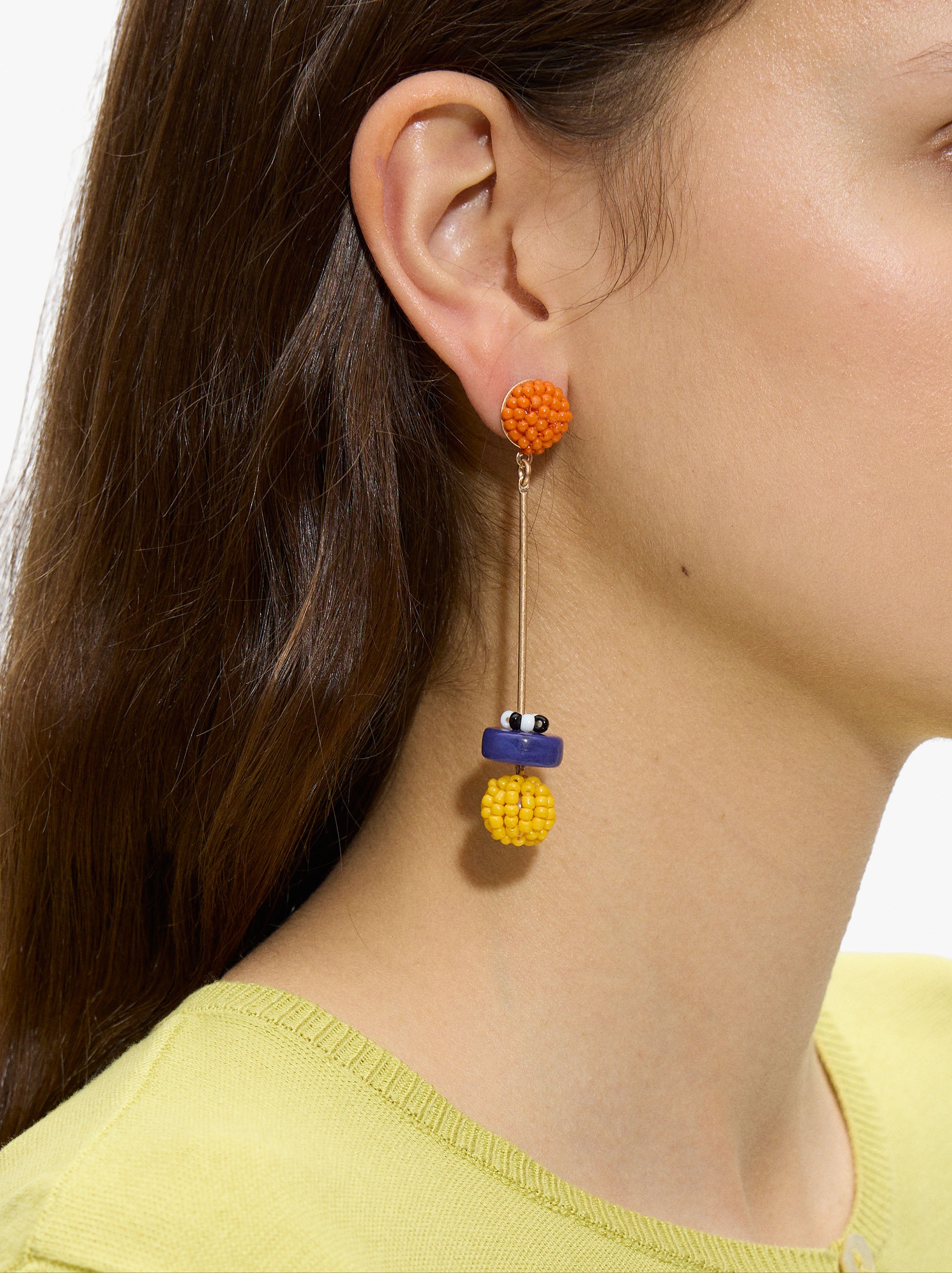 Pendientes Largos Con Barra Y Abalorios
