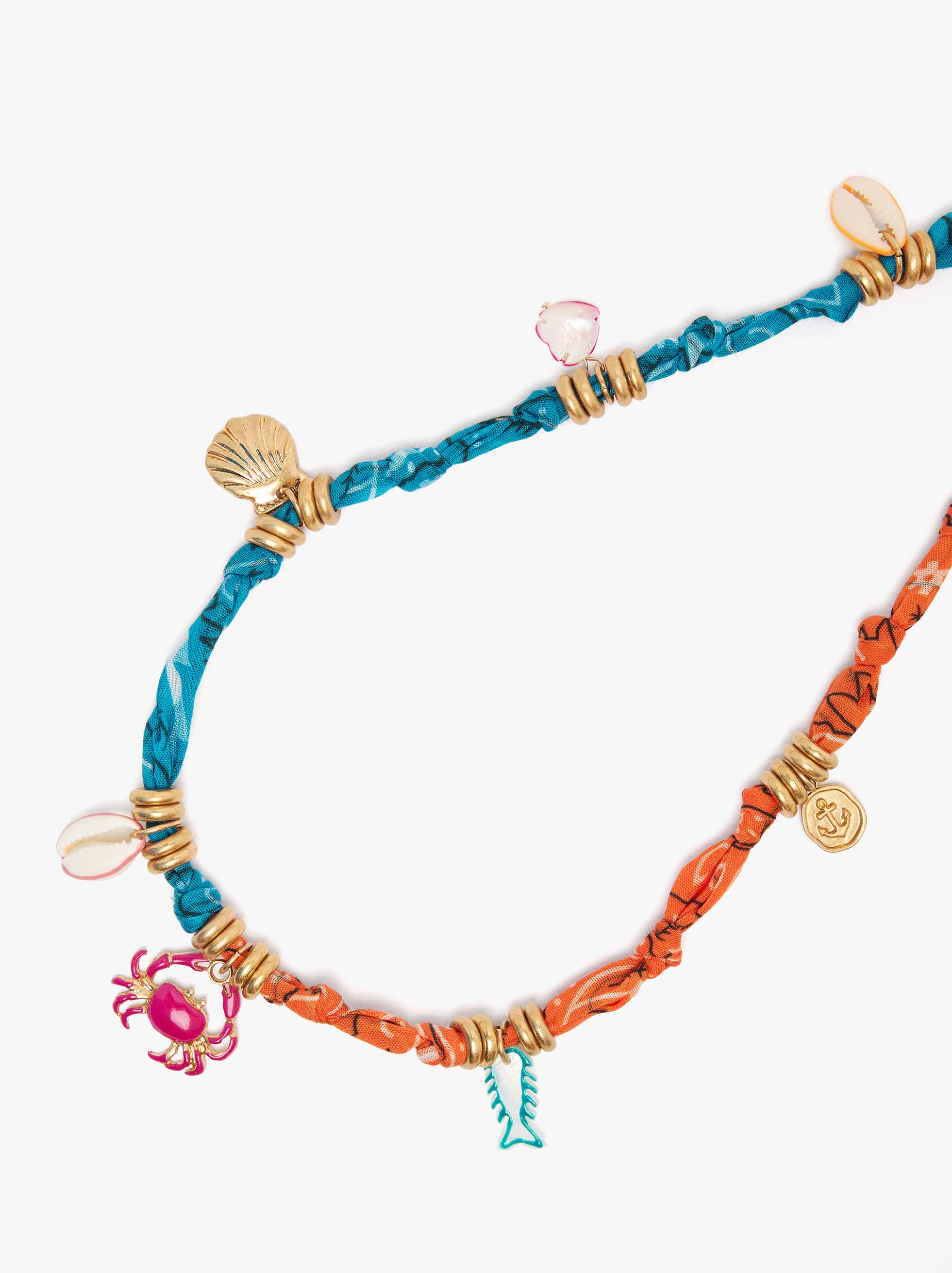 Collar De Tela Con Charms Marinos
