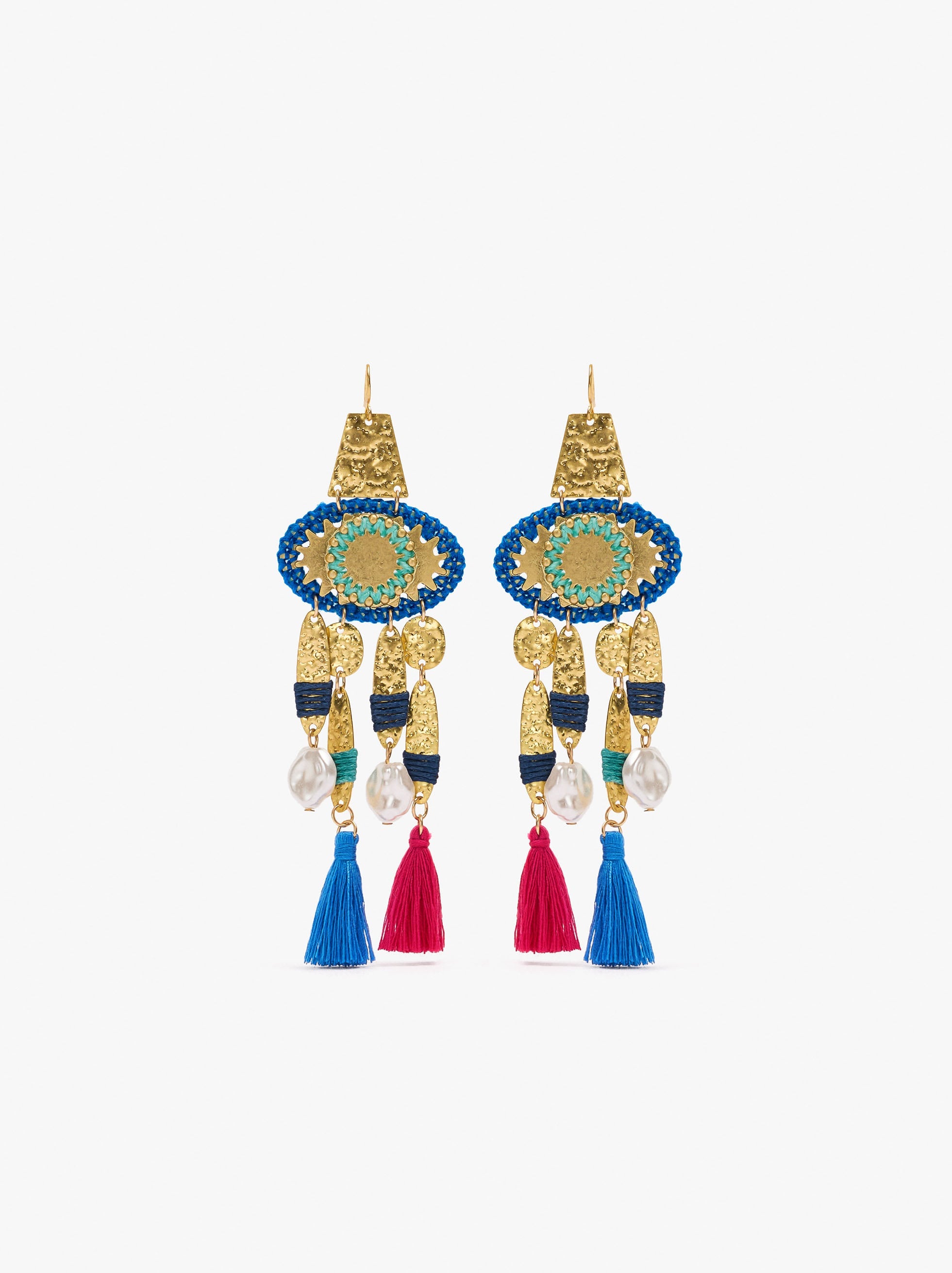 Pendientes Largos Con Ojo Y Borlas