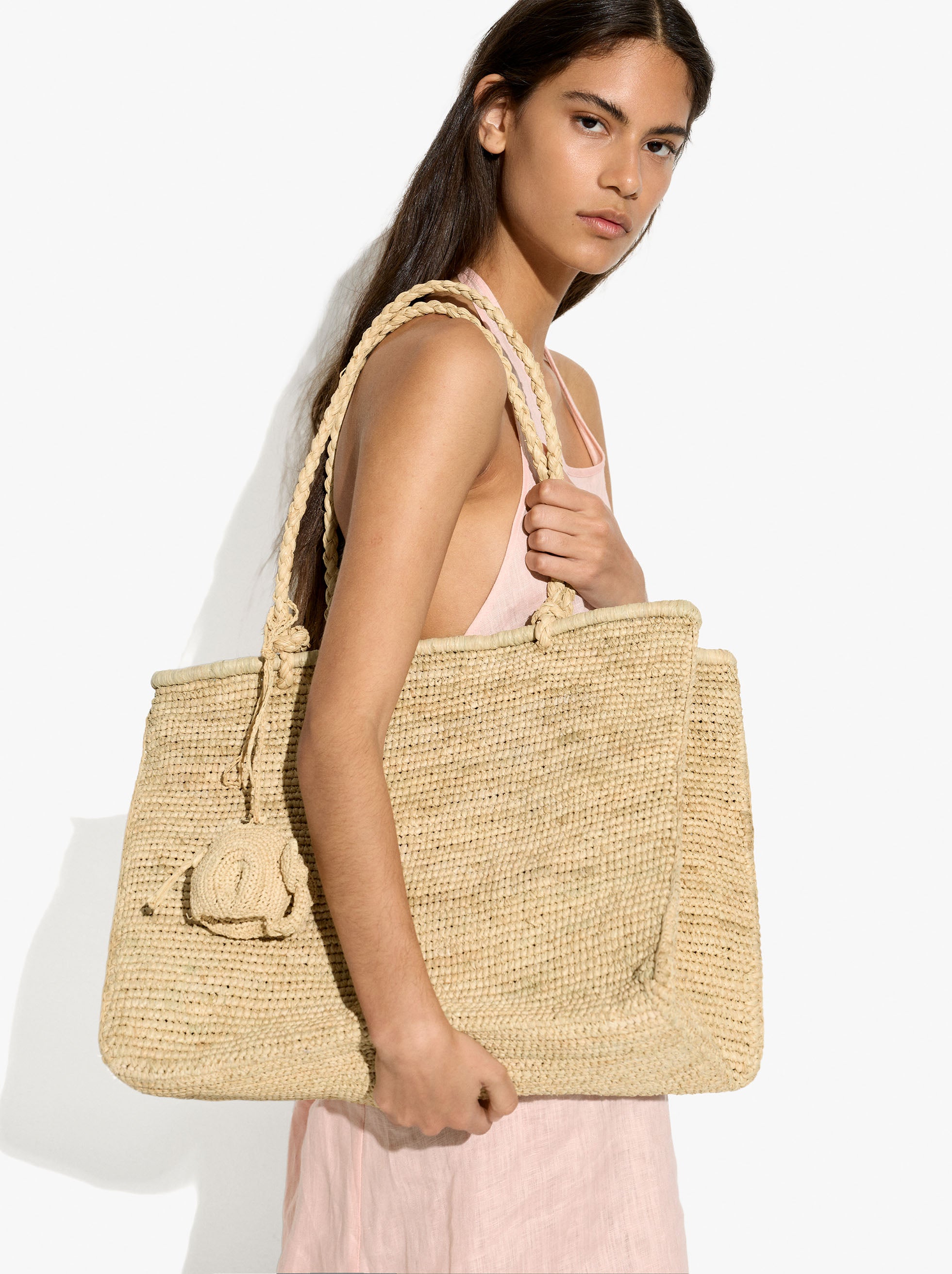 Bolso Shopper De Rafia Con Colgante De Elefante Xl