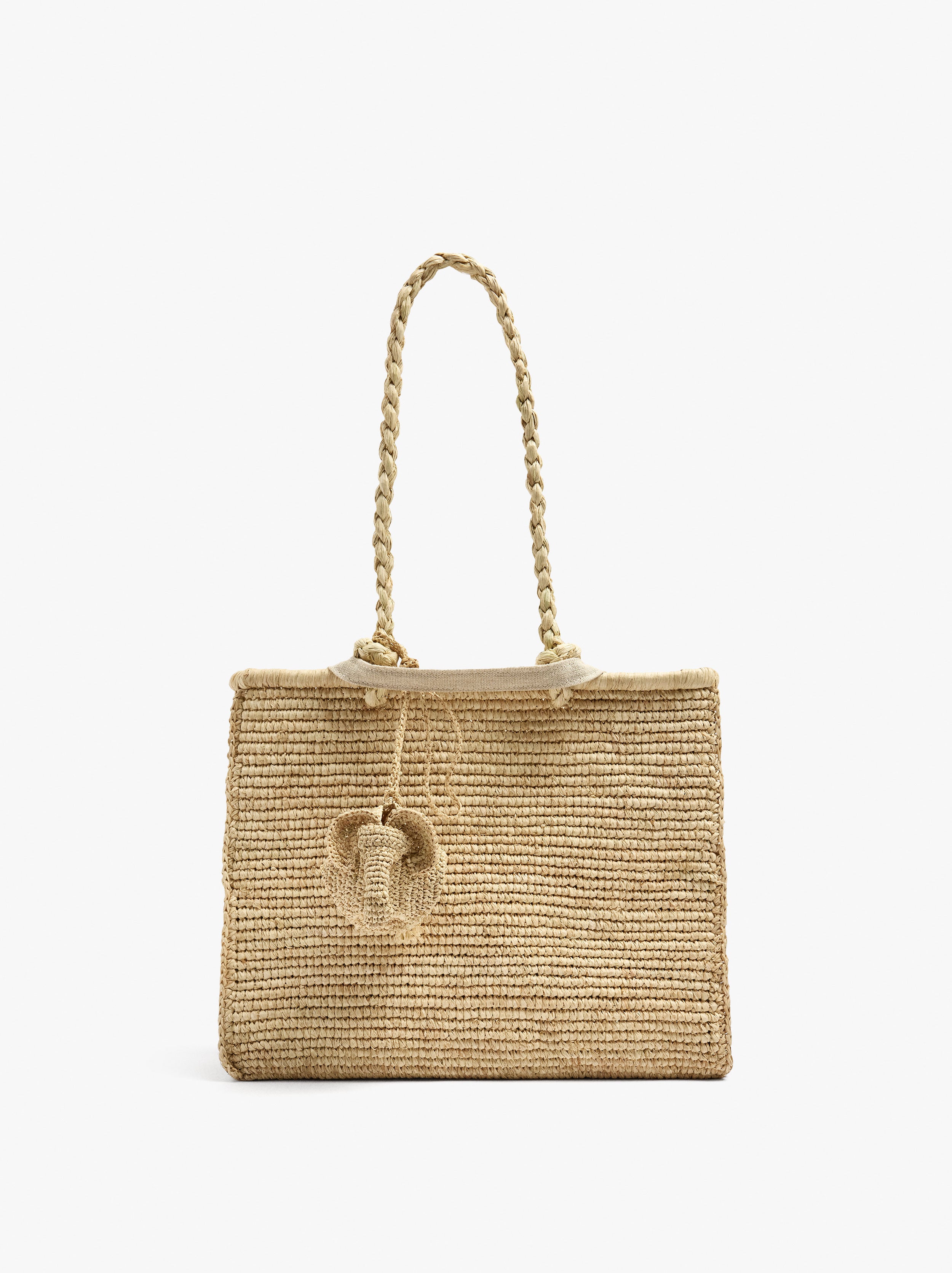 Bolso Shopper De Rafia Con Colgante De Elefante