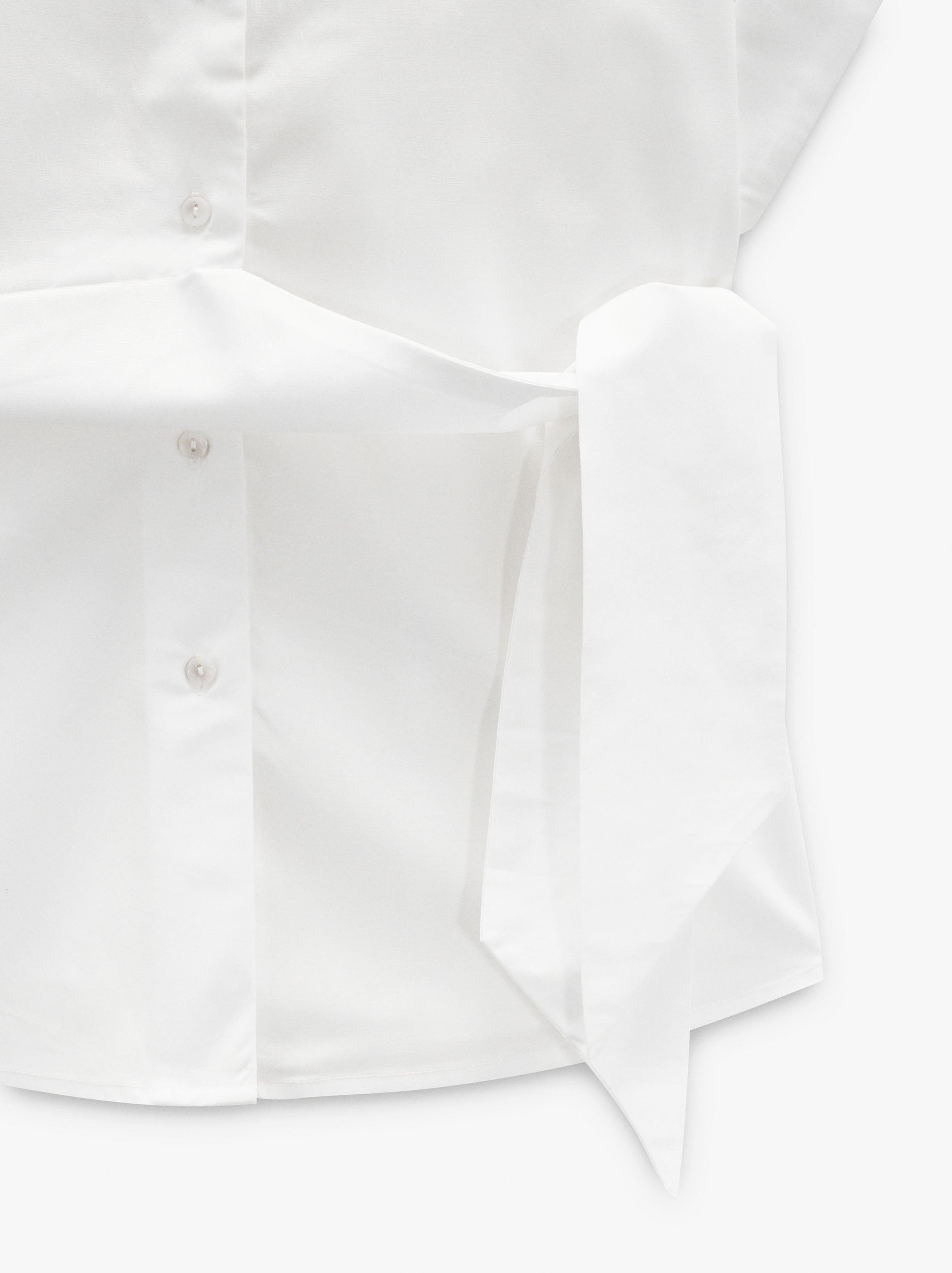 Camisa De Manga Corta Con Nudo