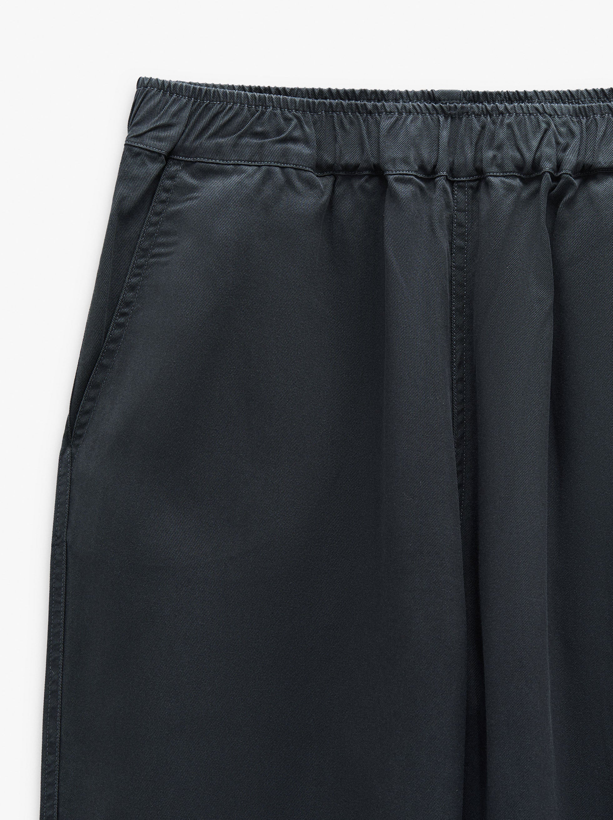 Pantalón Con Bolsos 100% Lyocell