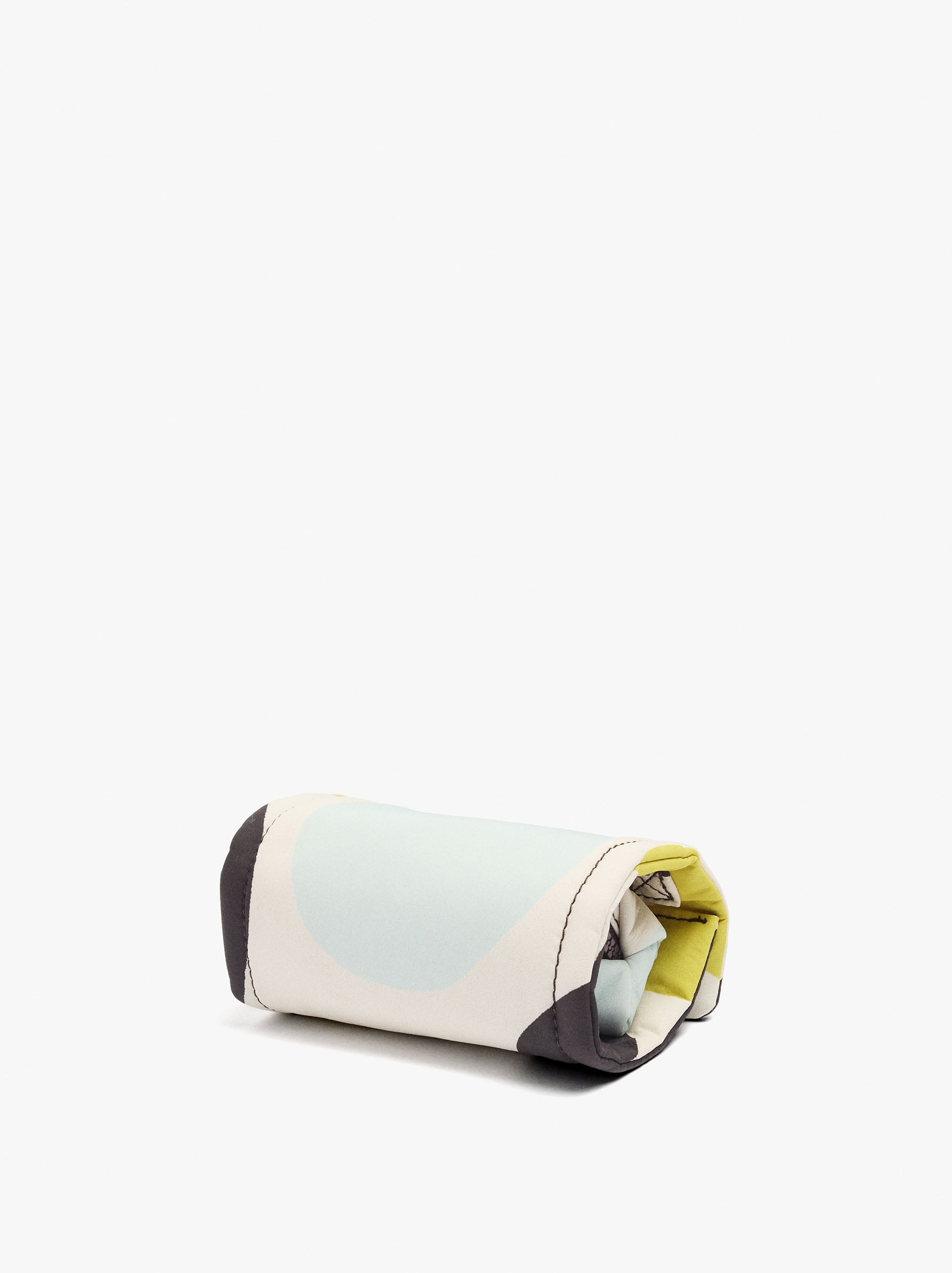 Joyero En Rollo Estampado De Nylon
