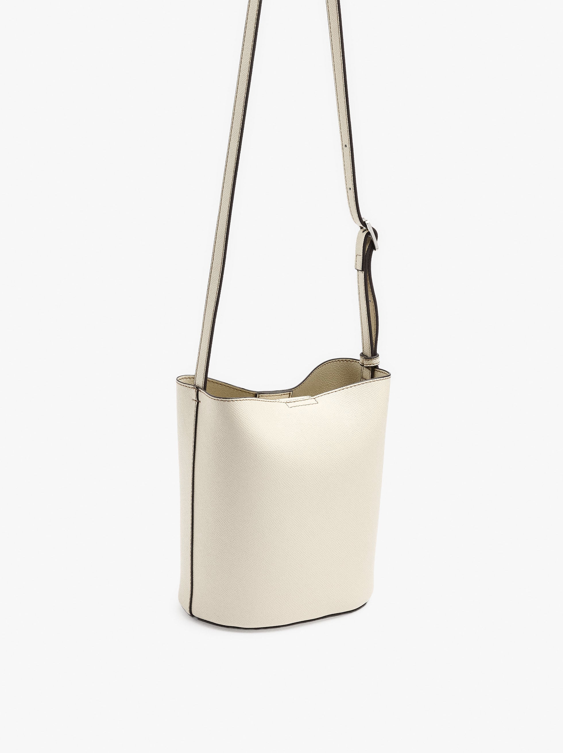 Bolso Bandolera Con Textura Y Bolso Removible