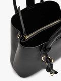 Bolso Tote Con Textura Y Penduro