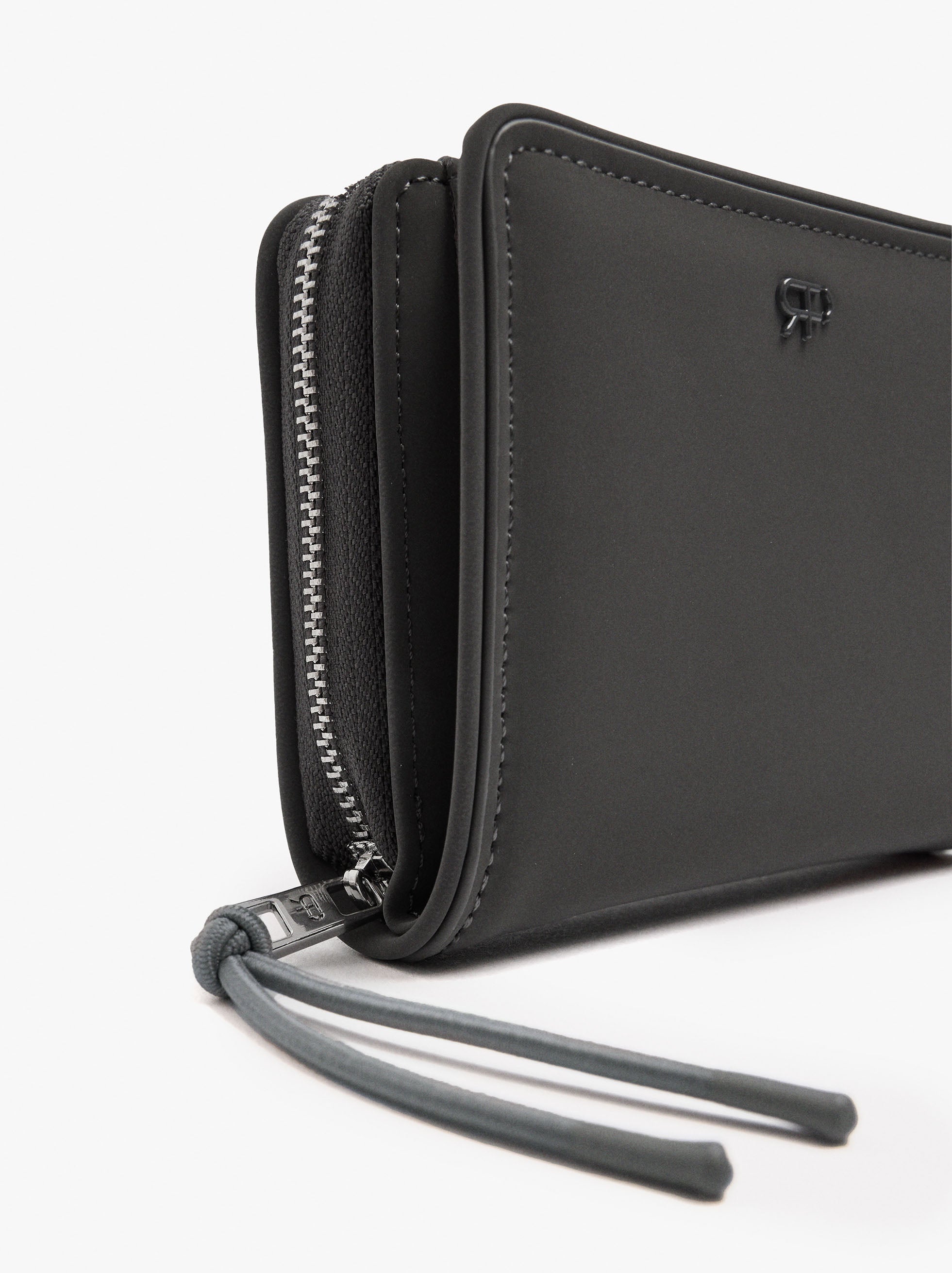 Cartera Básica Con Textura Suave S