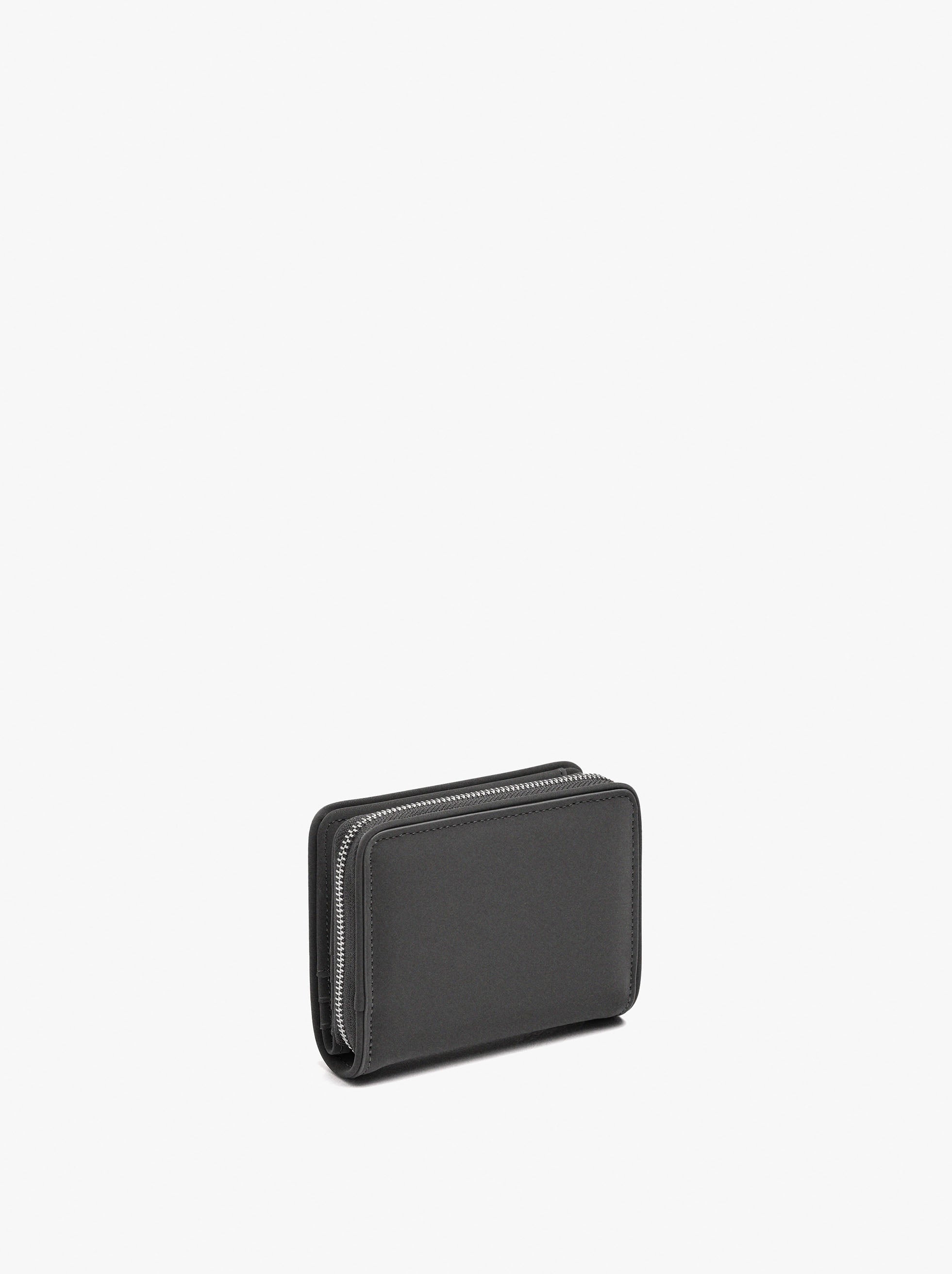 Cartera Básica Con Textura Suave S