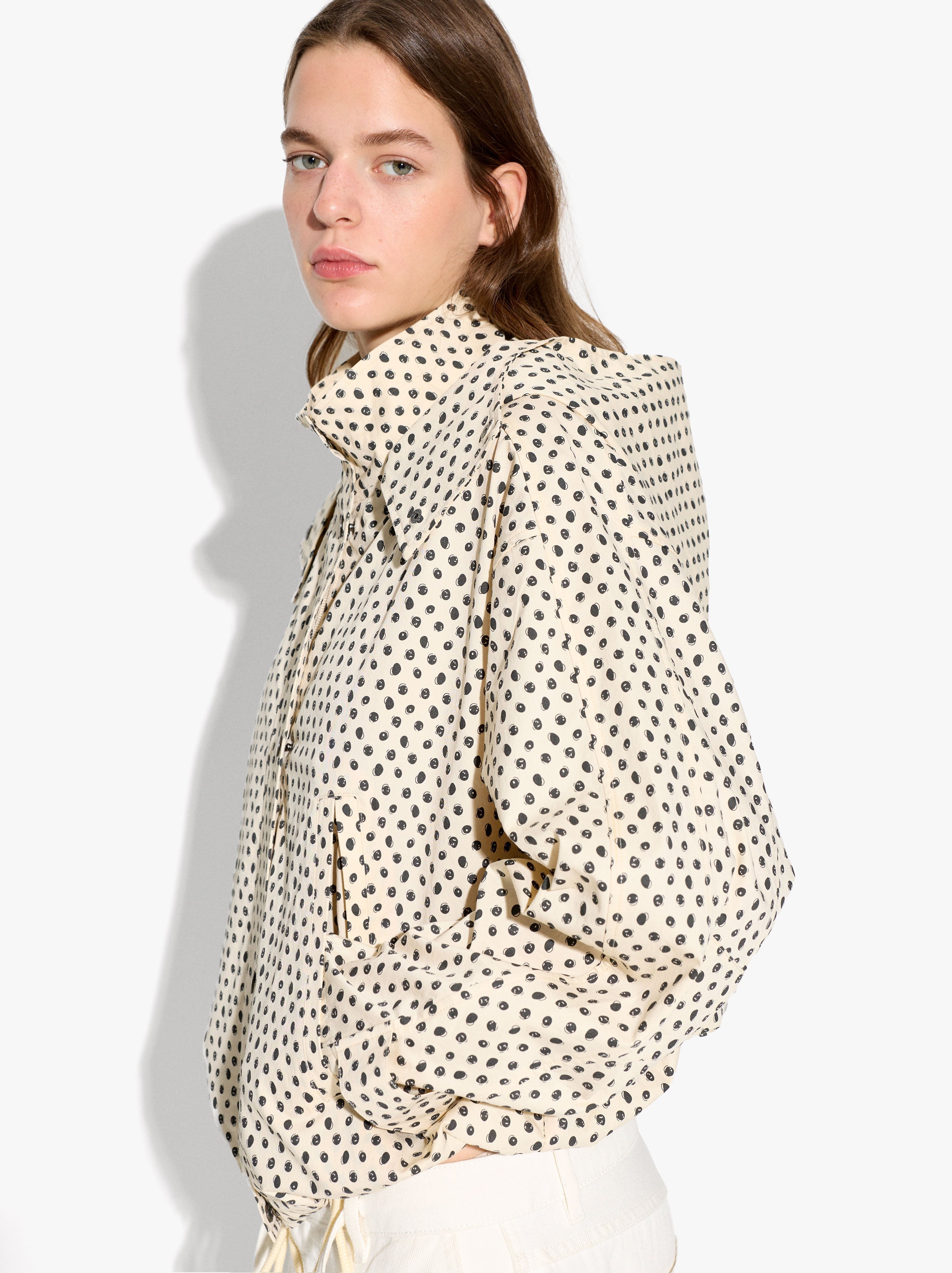 Chaqueta Con Capucha Estampado De Lunares