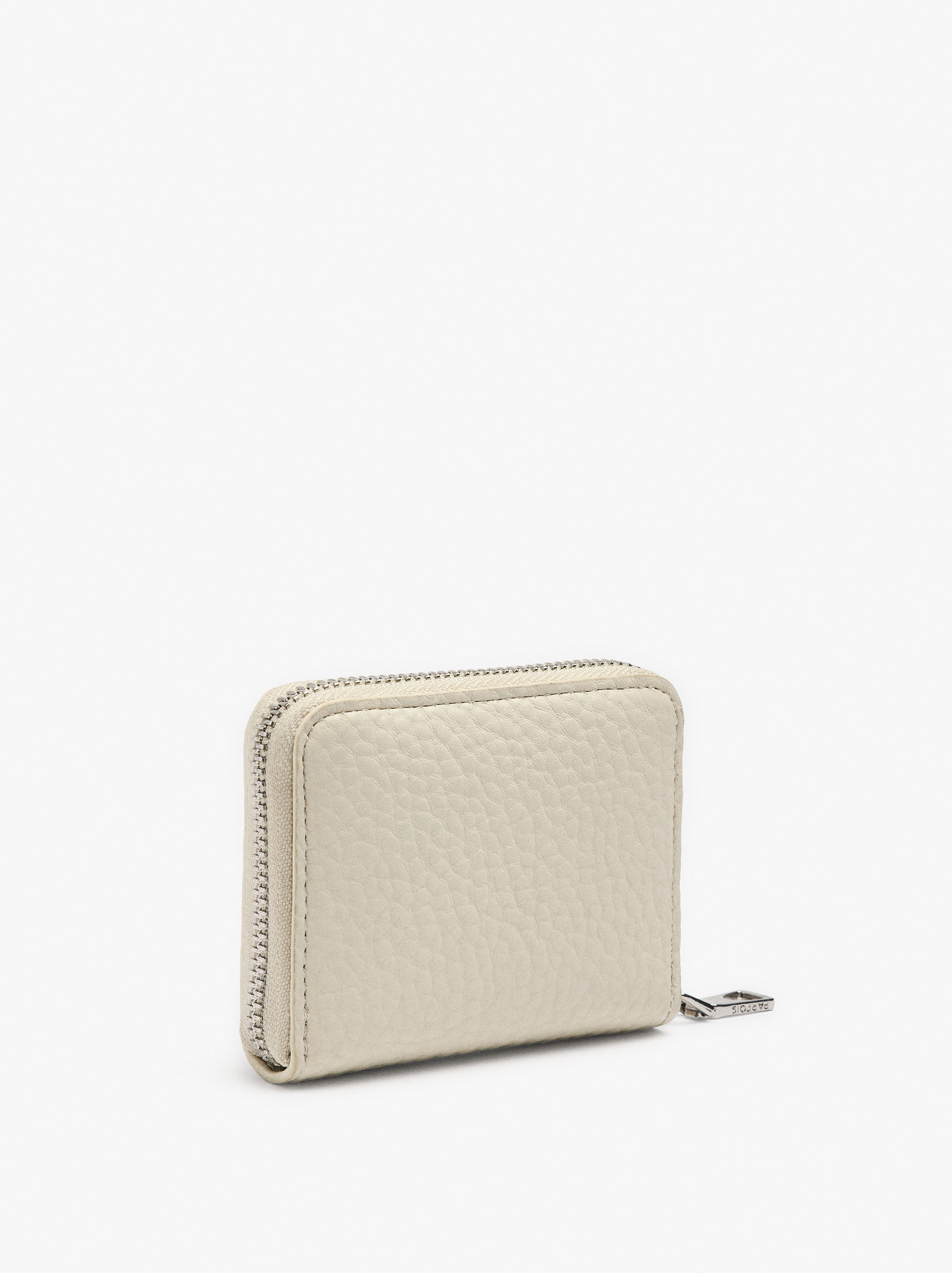Cartera Básica Con Textura