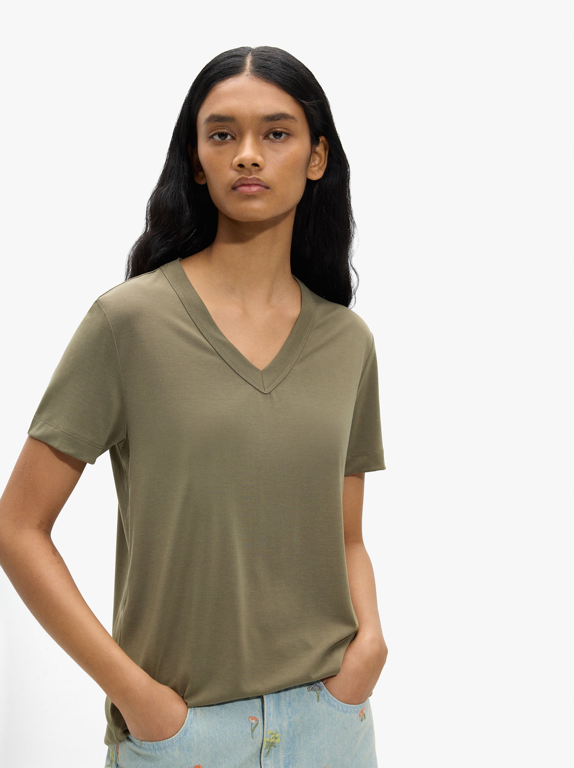 Camiseta De Escote En Pico