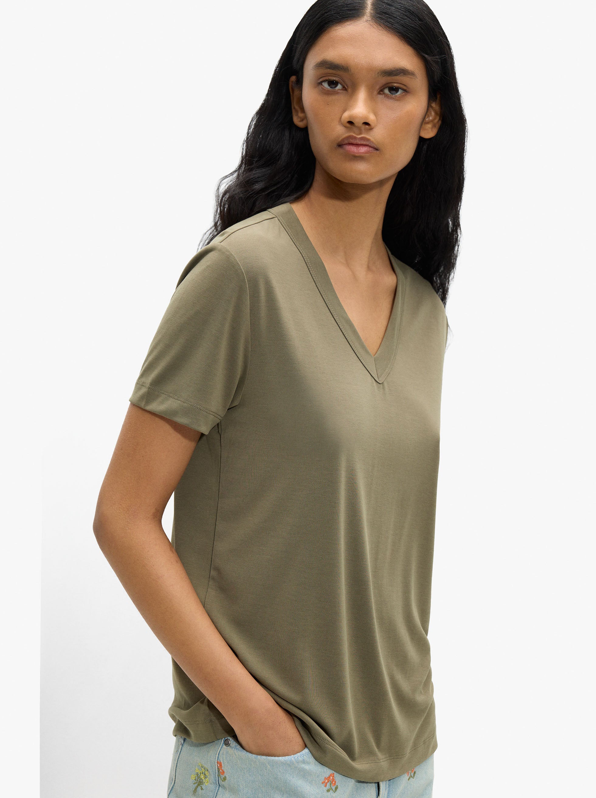Camiseta De Escote En Pico
