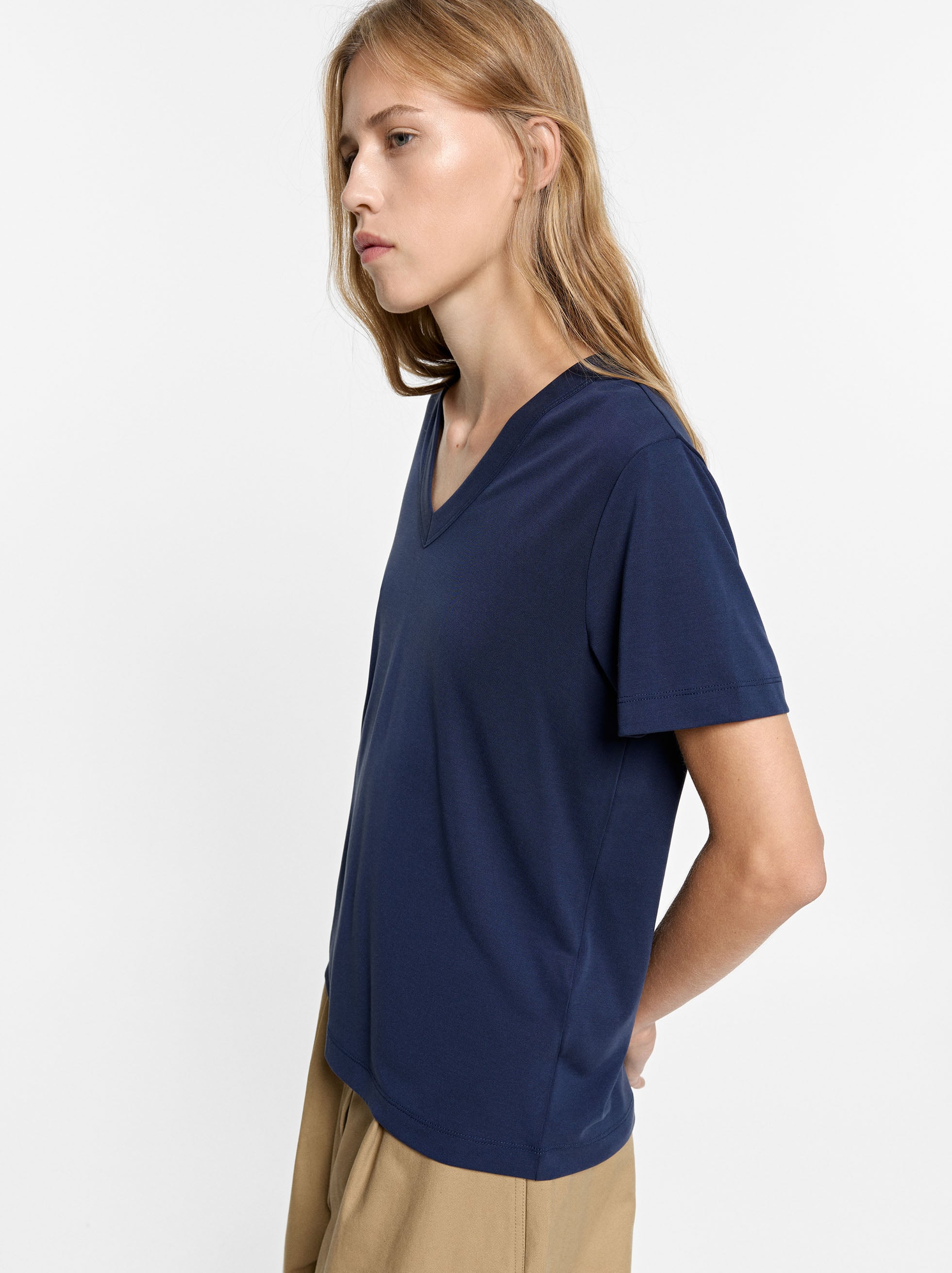 Camiseta De Escote En Pico