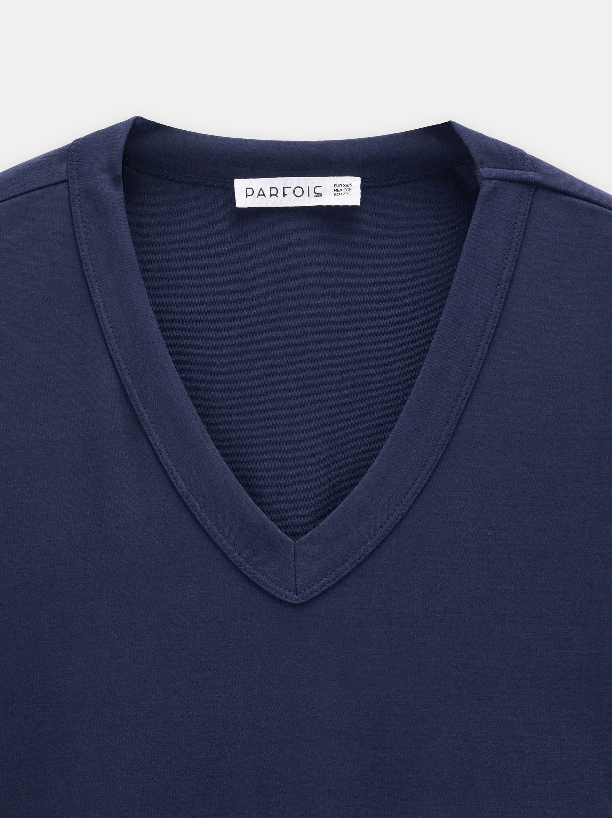 Camiseta De Escote En Pico