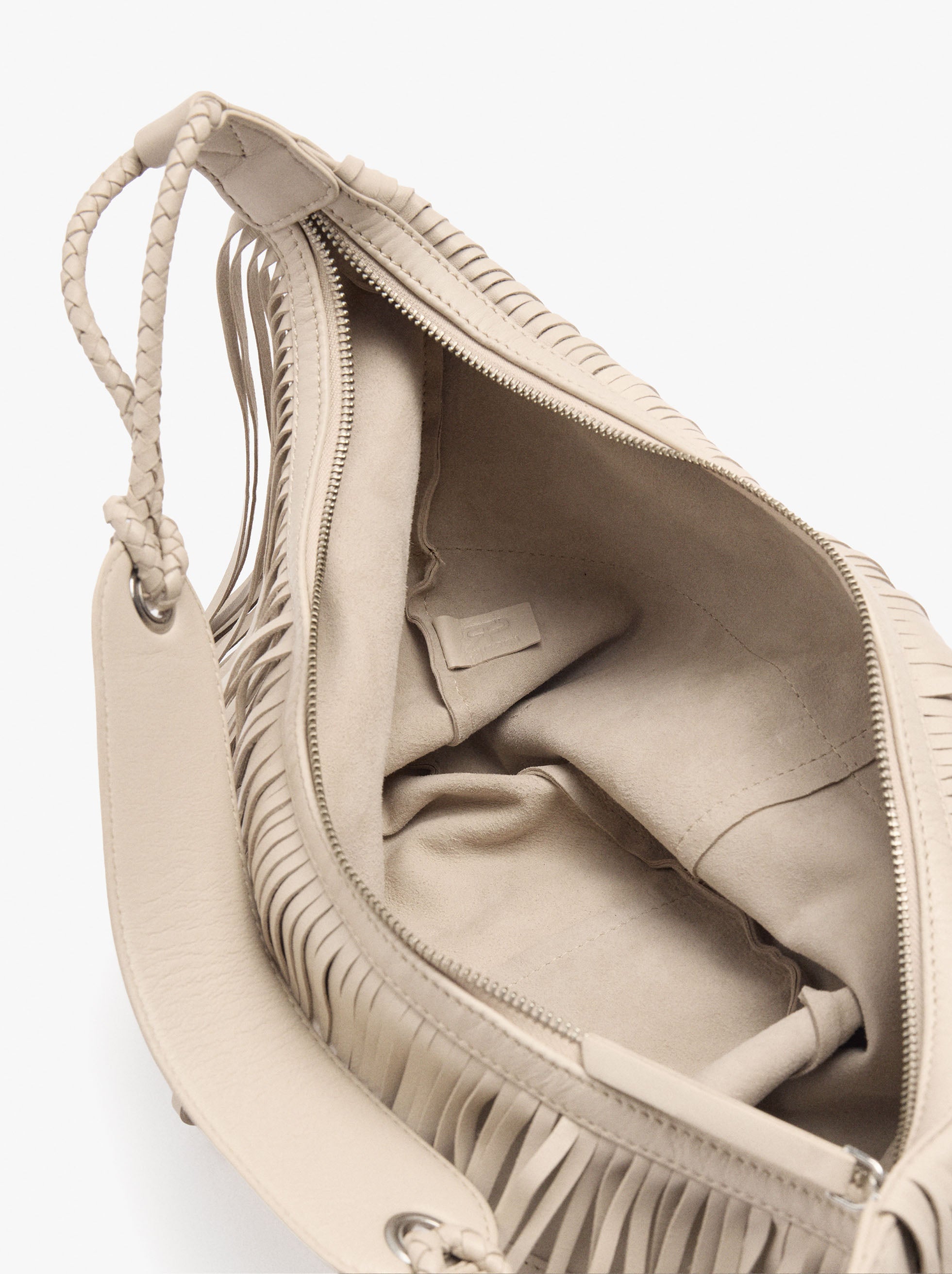 Bolso De Hombro De Piel Con Flecos