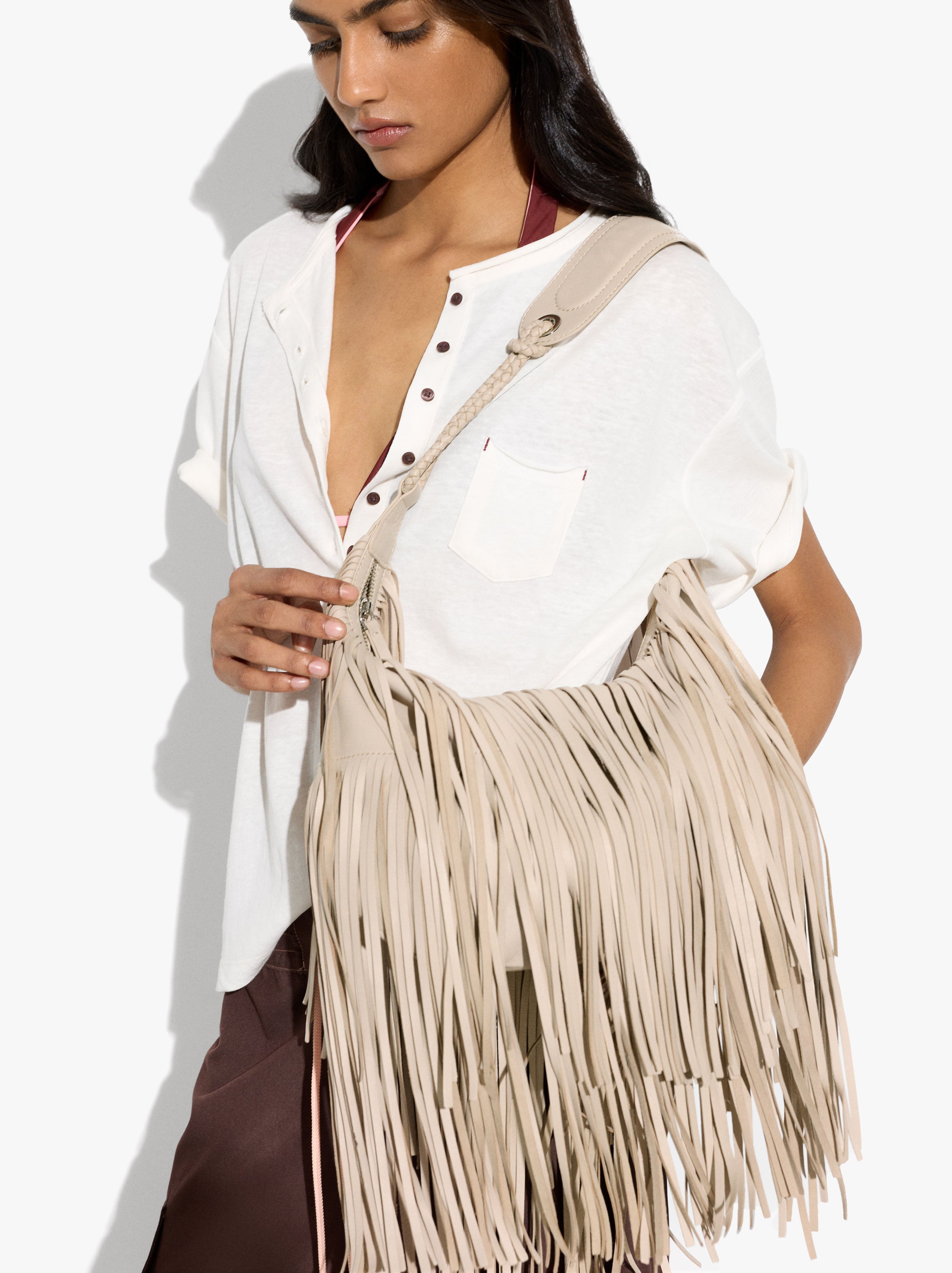 Bolso De Hombro De Piel Con Flecos