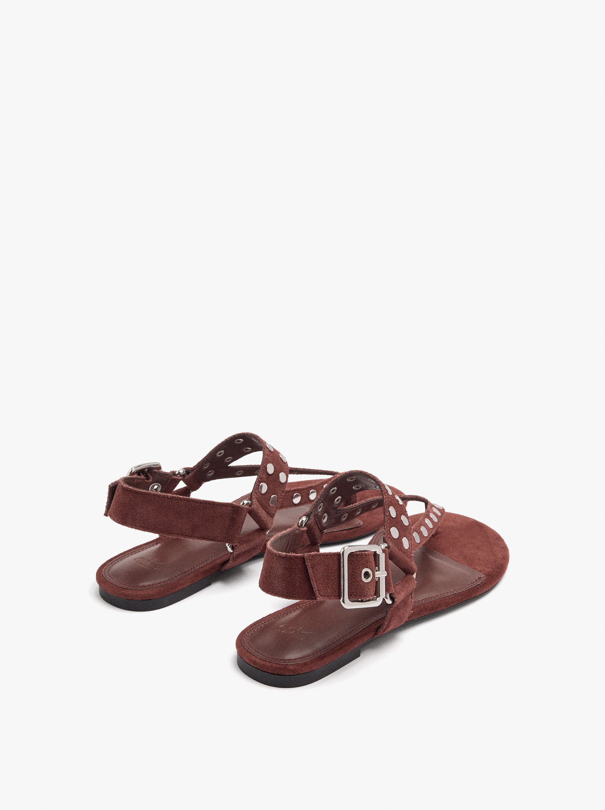 Sandalias Planas De Piel Con Tachuelas
