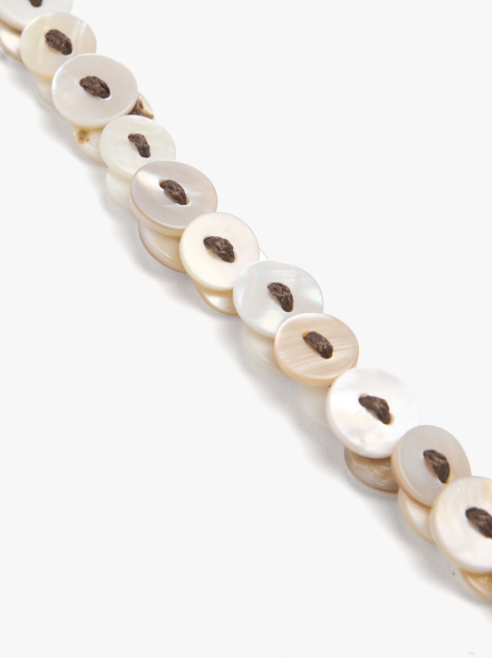 Collar Multivoltas Con Conchas