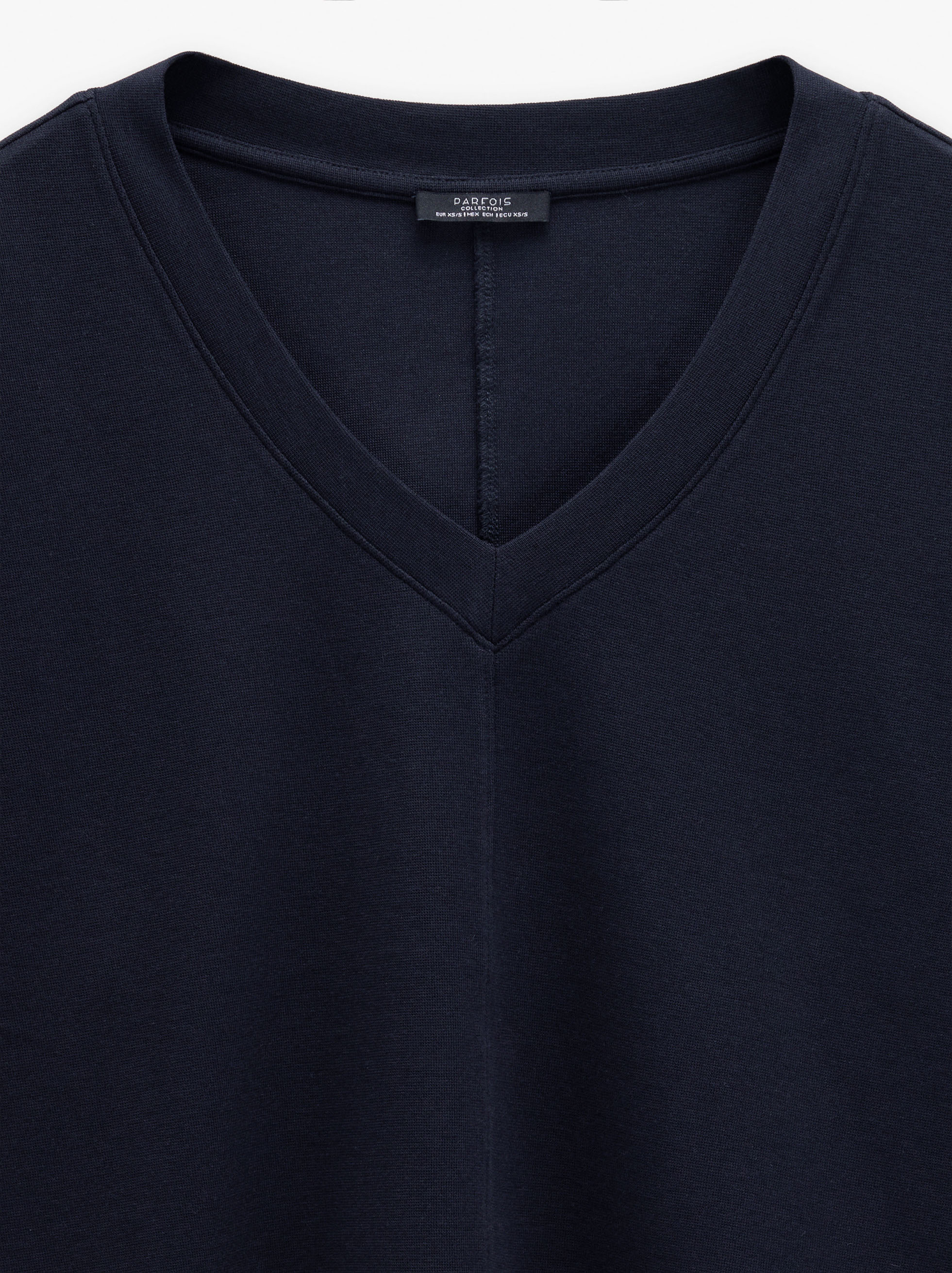 Camiseta De Escote En Pico